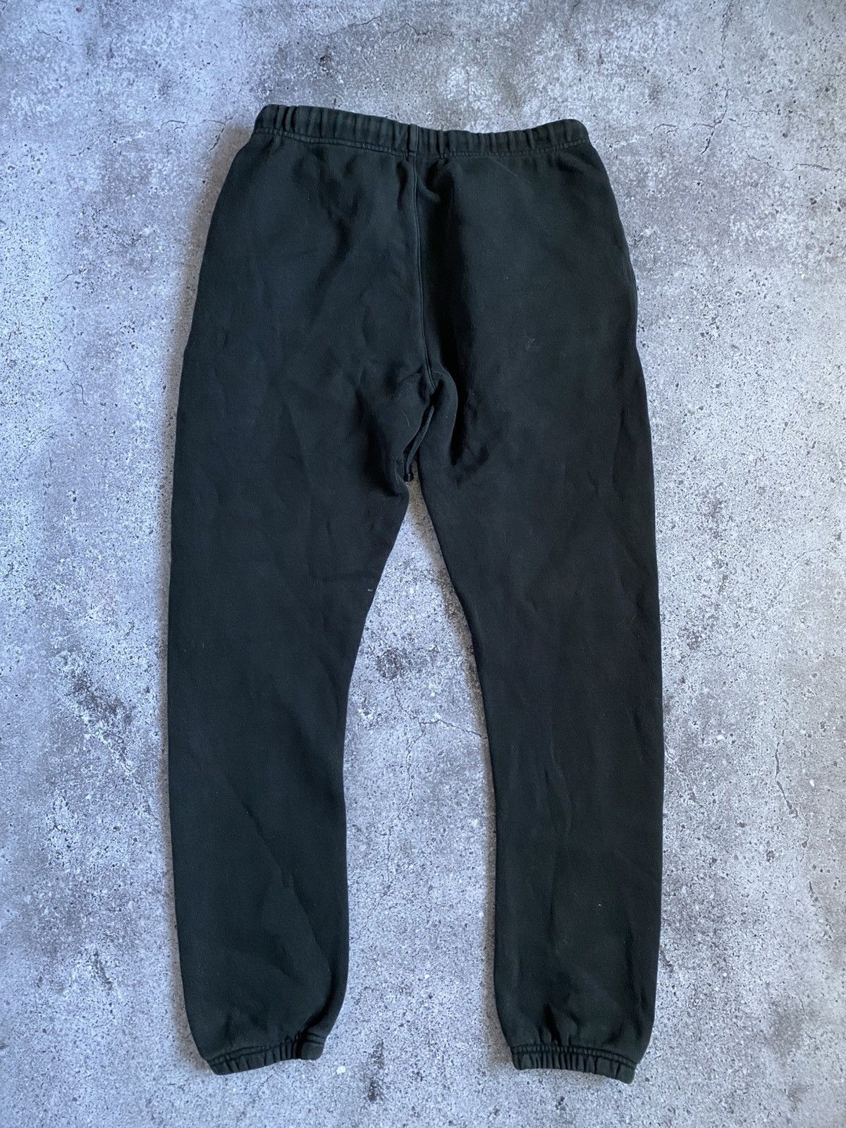 Designer × Fear of God × Vintage Vintage Essentials Fear of God Reflective Logo Pants Size S Size US 30 / EU 46 - 2 Thumbnail