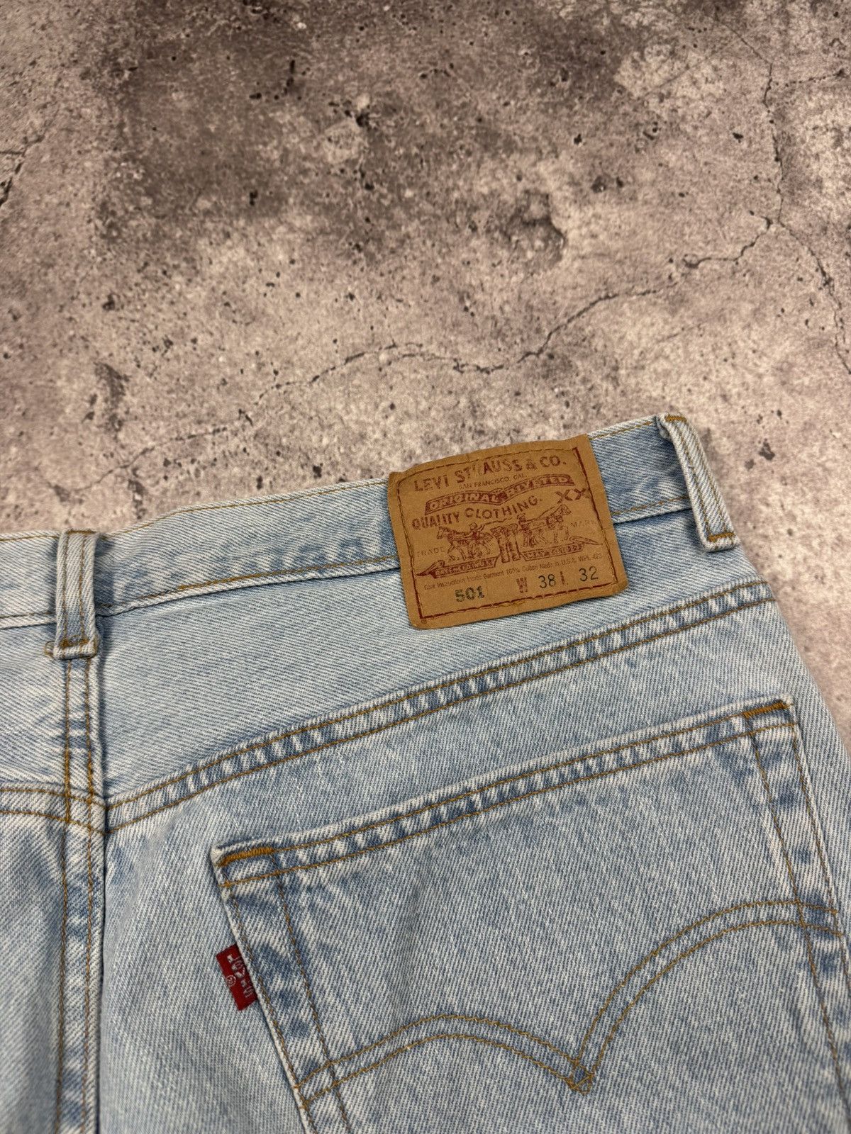 Levi's Vintage Levi’s 501 jeans regular fit denim USA size 38/32 Size US 38 / EU 54 - 4 Thumbnail