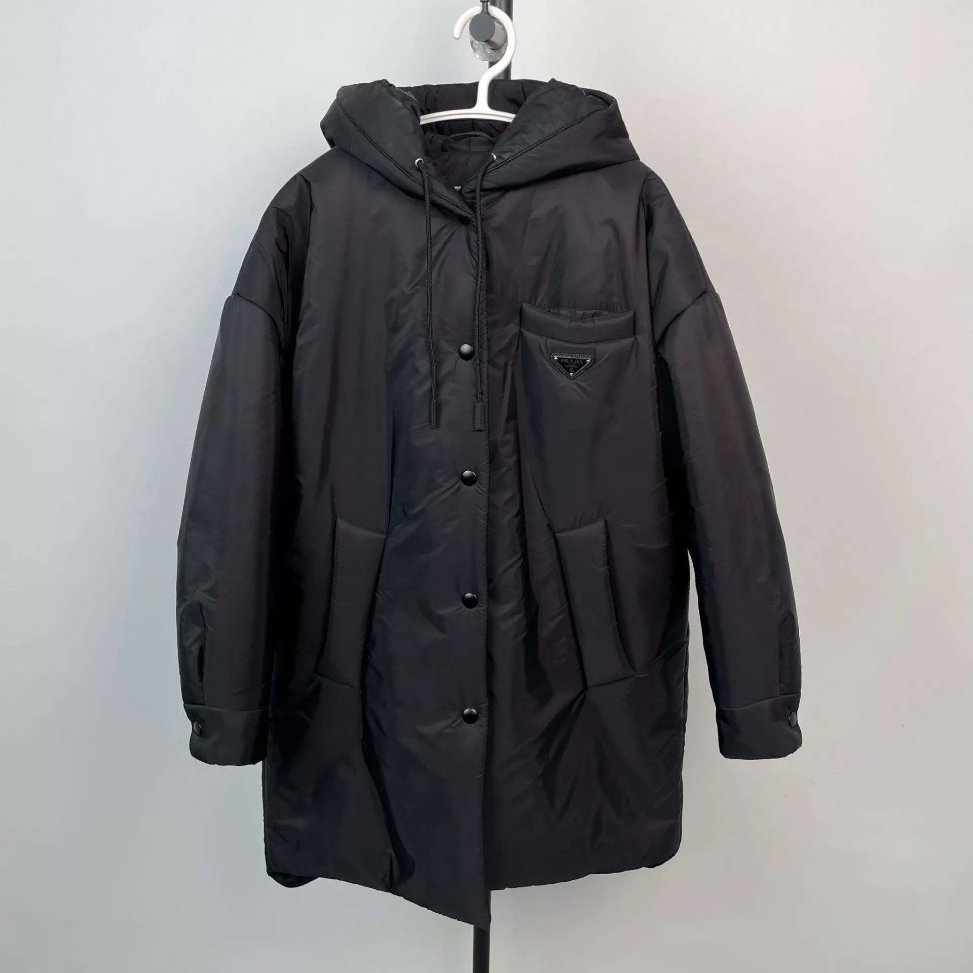Prada Prada Triangle Logo Black Puffer Jacket 36 Size XS / US 0-2 / IT 36-38 - 1 Thumbnail