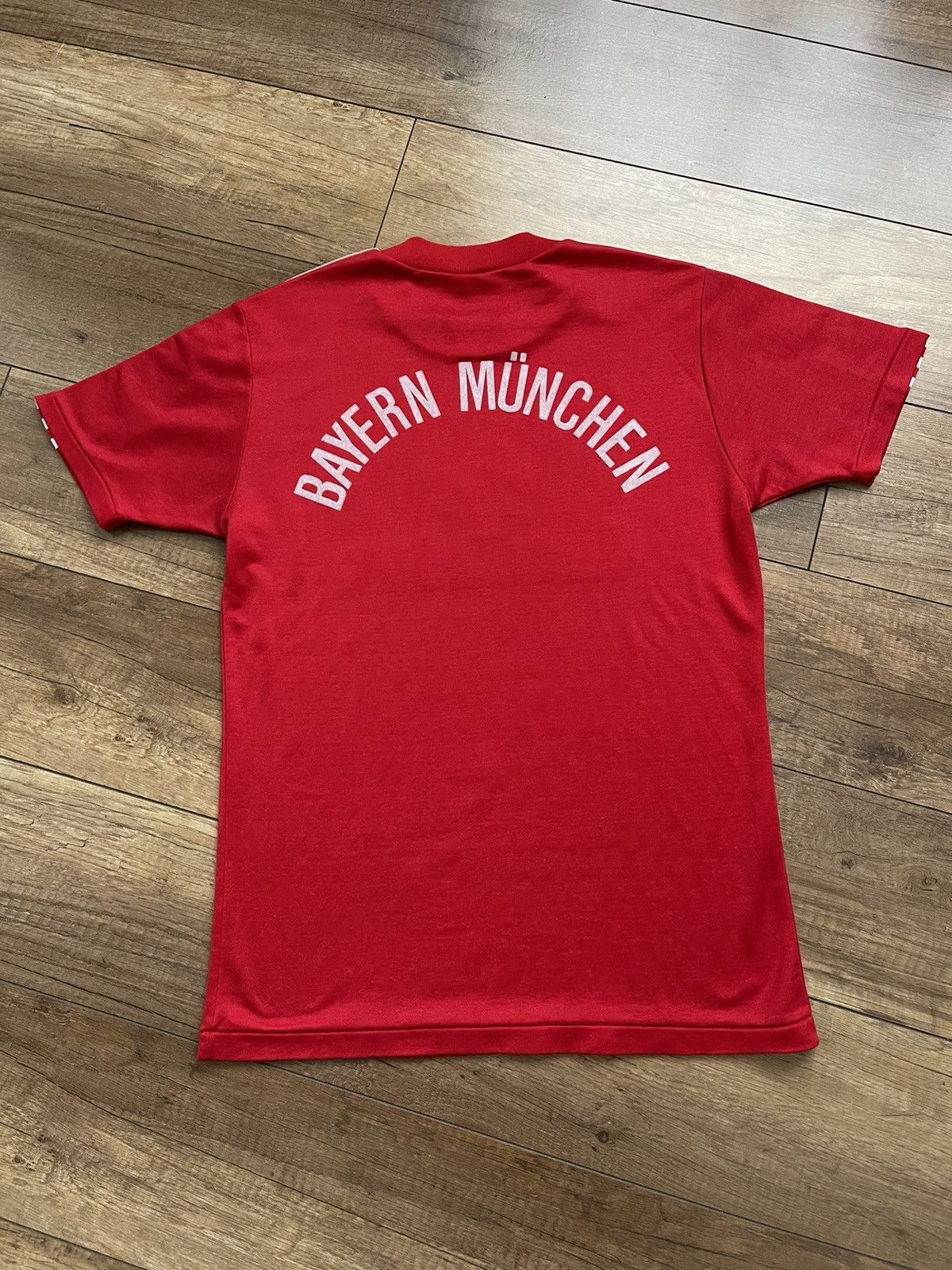 Vintage 1984/1986 Adidas Bayern Munich Vintage Soccer Jersey T-Shirt Size US S / EU 44-46 / 1 - 13 Thumbnail