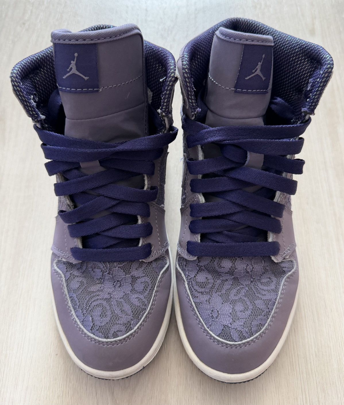 Nike 2010 Air Jordan 1 Purple Daybreak Lace Sz 2.5y w/ OG box Size US 5 / IT 35 - 8 Thumbnail