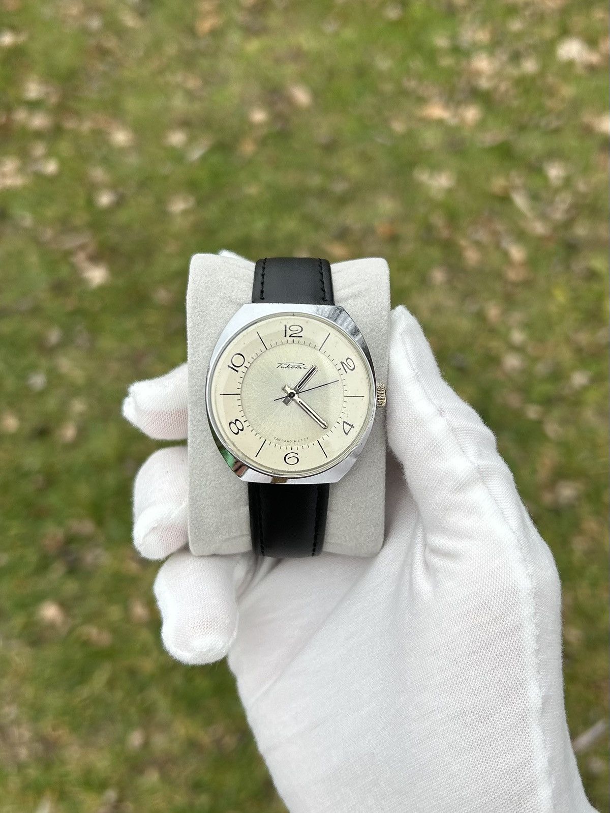 Vintage Vintage Watch Raketa USSR Soviet Mechanical 1980s Size ONE SIZE - 1 Thumbnail