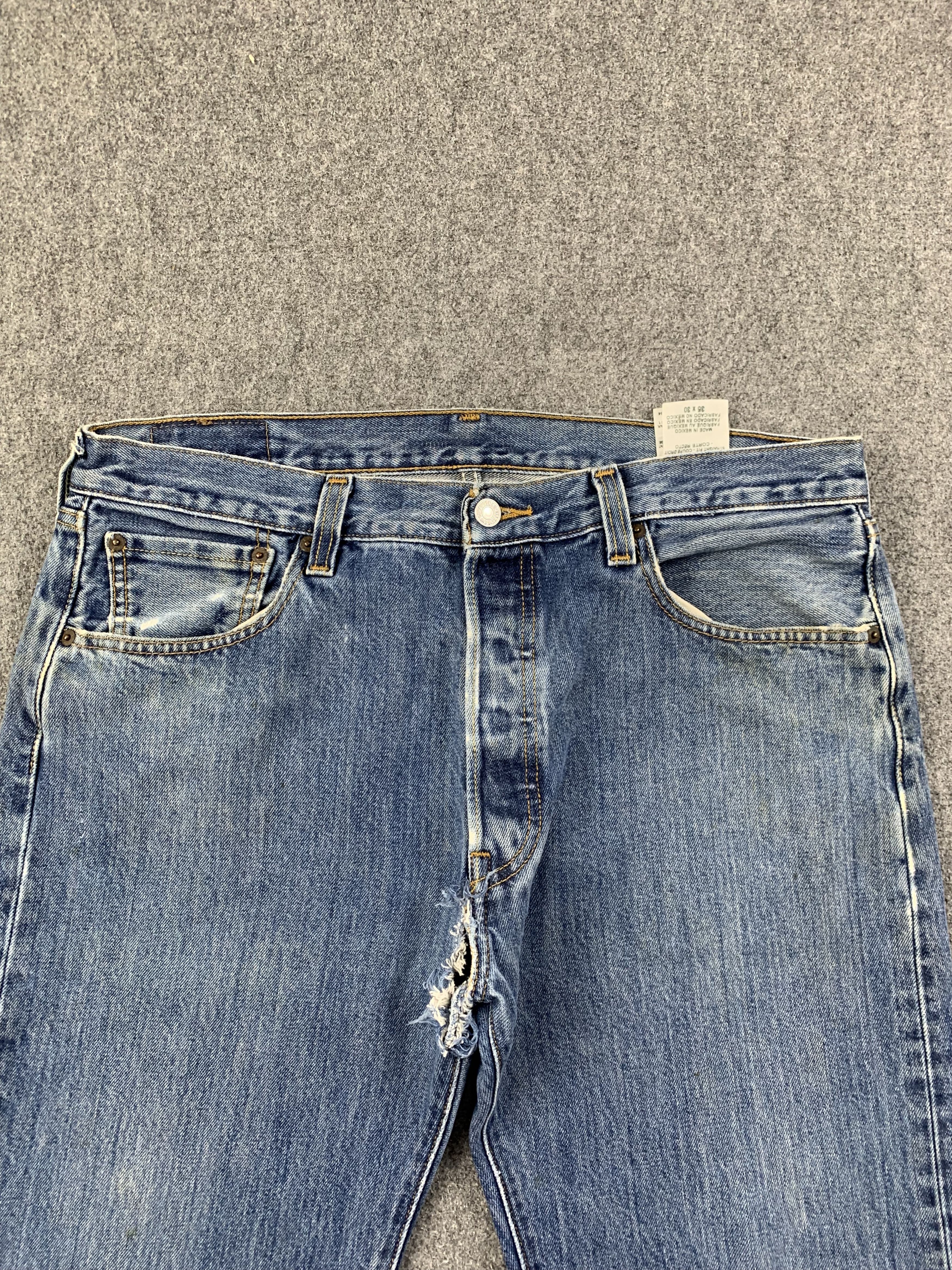 Levi's Vintage Levis 501 Faded Blue Jeans DP2203 Size US 36 / EU 52 - 2 Thumbnail