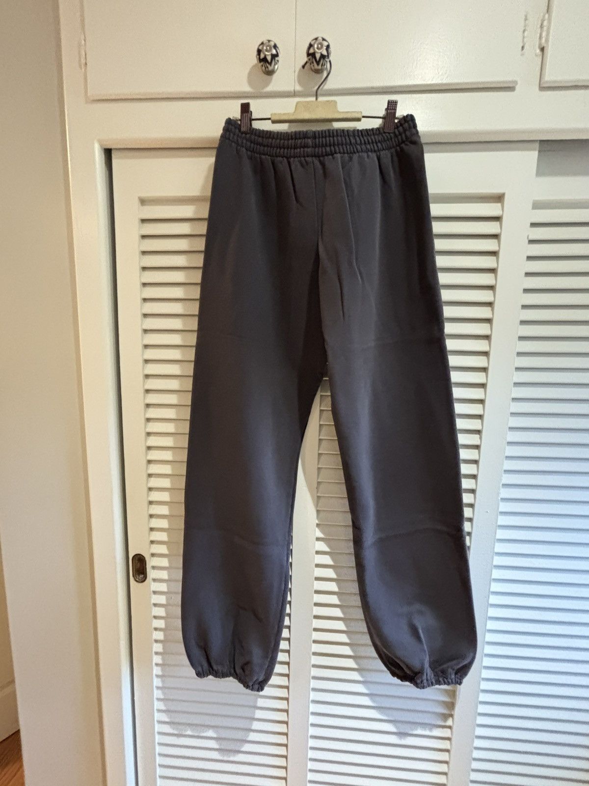 Balenciaga × Kanye West × Yeezy Yeezy balenciaga gap Kanye west grey cuff sweatpants small Size US 30 / EU 46 - 2 Thumbnail