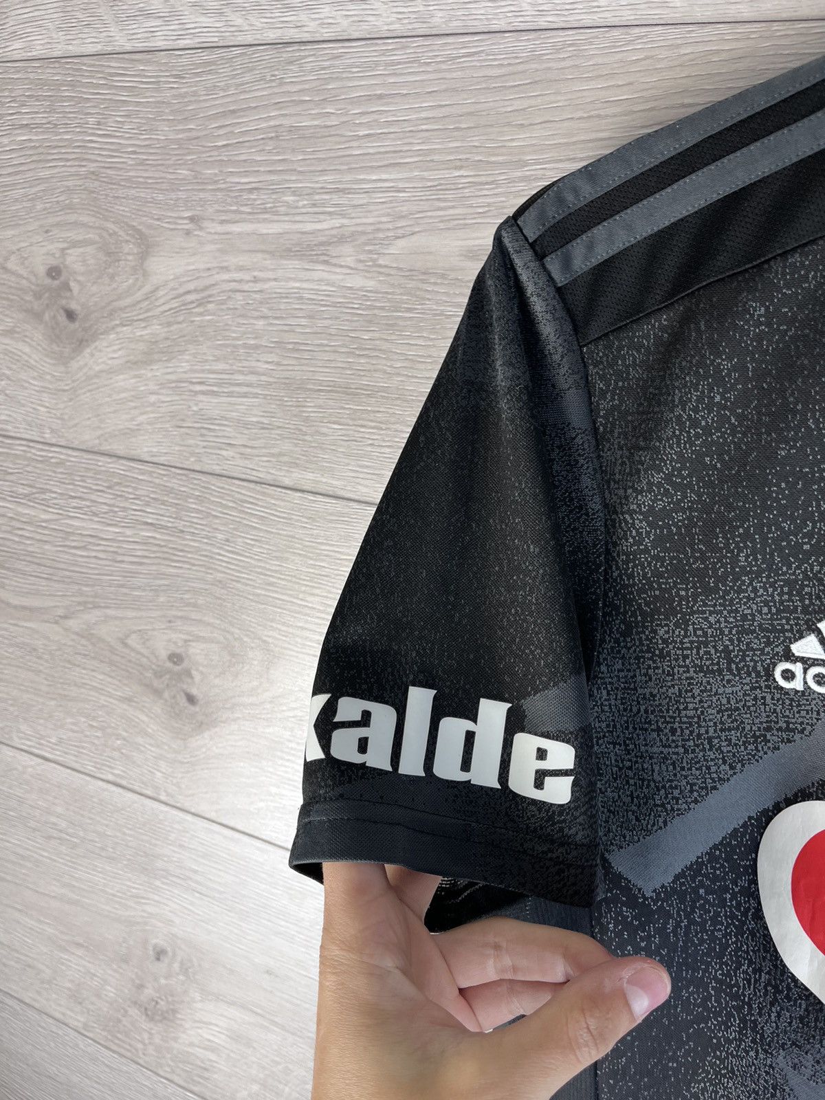 Adidas Men’s soccer jersey Adidas Fc Besiktas 19/20s size m Size US M / EU 48-50 / 2 - 6 Thumbnail