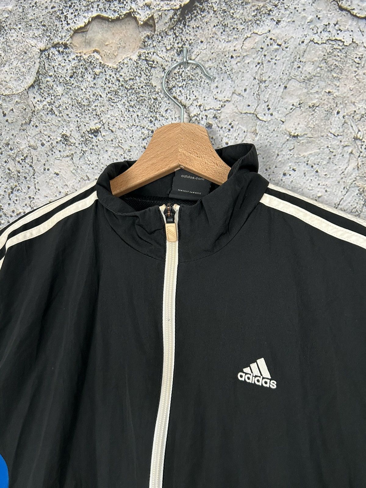 Adidas × Vintage Vintage Adidas Sportswear Light Jacket Sweatshirt Drill Size US M / EU 48-50 / 2 - 3 Thumbnail