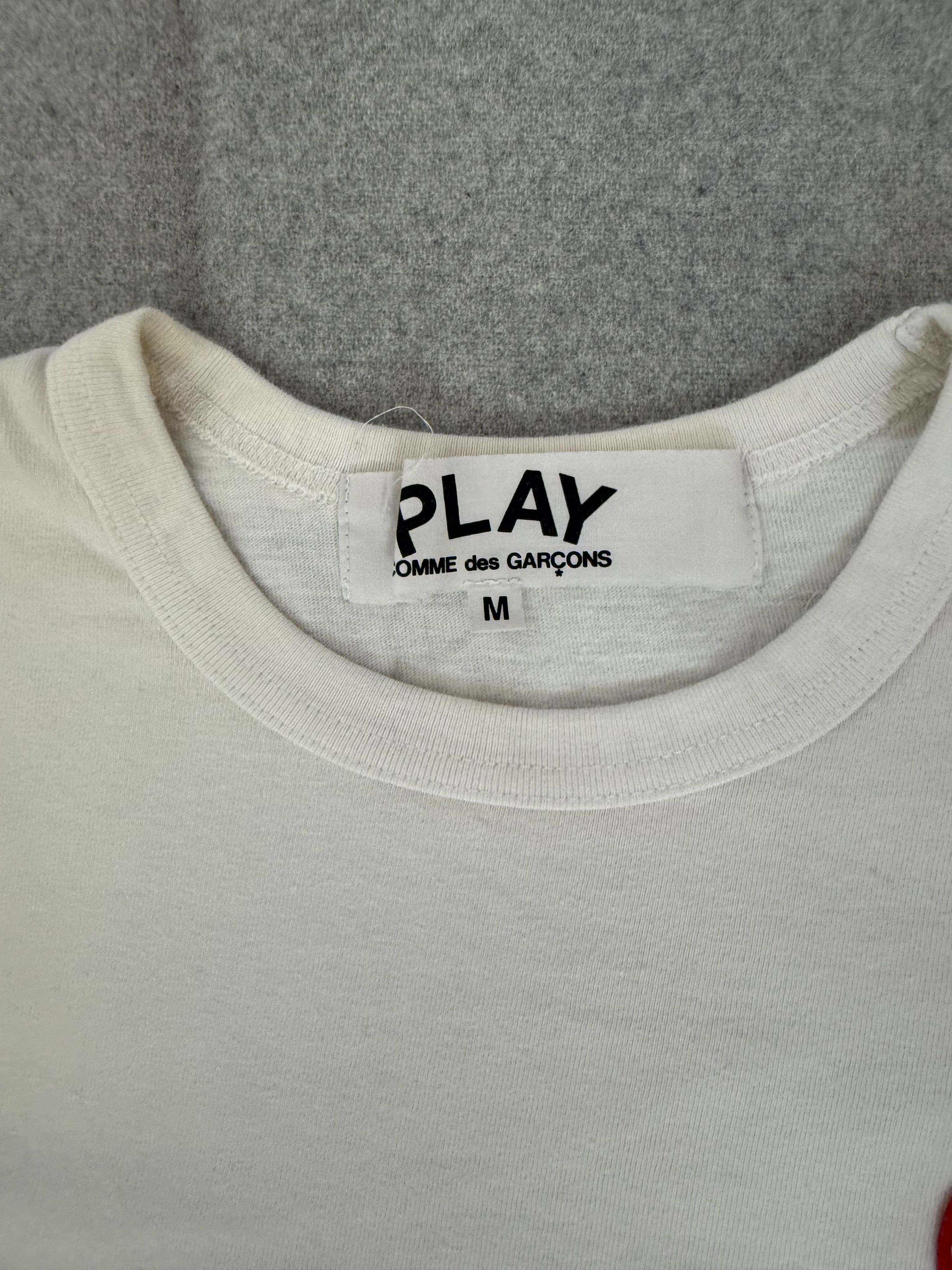 Comme des Garcons PLAY Cdg play T-shirt with red heart Size US M / EU 48-50 / 2 - 2 Thumbnail