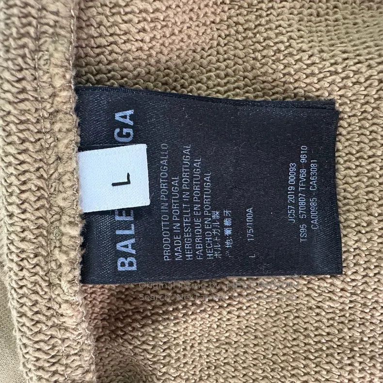 Balenciaga Balenciaga Loose fit round neck letter embroidery logo lon Size US L / EU 52-54 / 3 - 4 Thumbnail