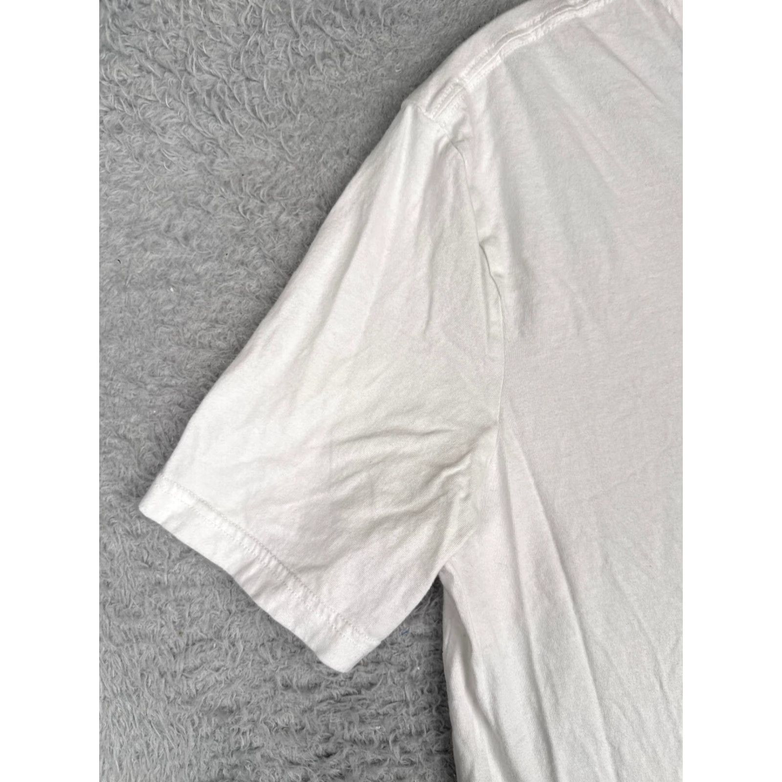 Tommy Hilfiger Tommy Hilfiger Shirt Adult Large White V-Neck Short Sleeve 100% Cotton Read Size US L / EU 52-54 / 3 - 3 Thumbnail