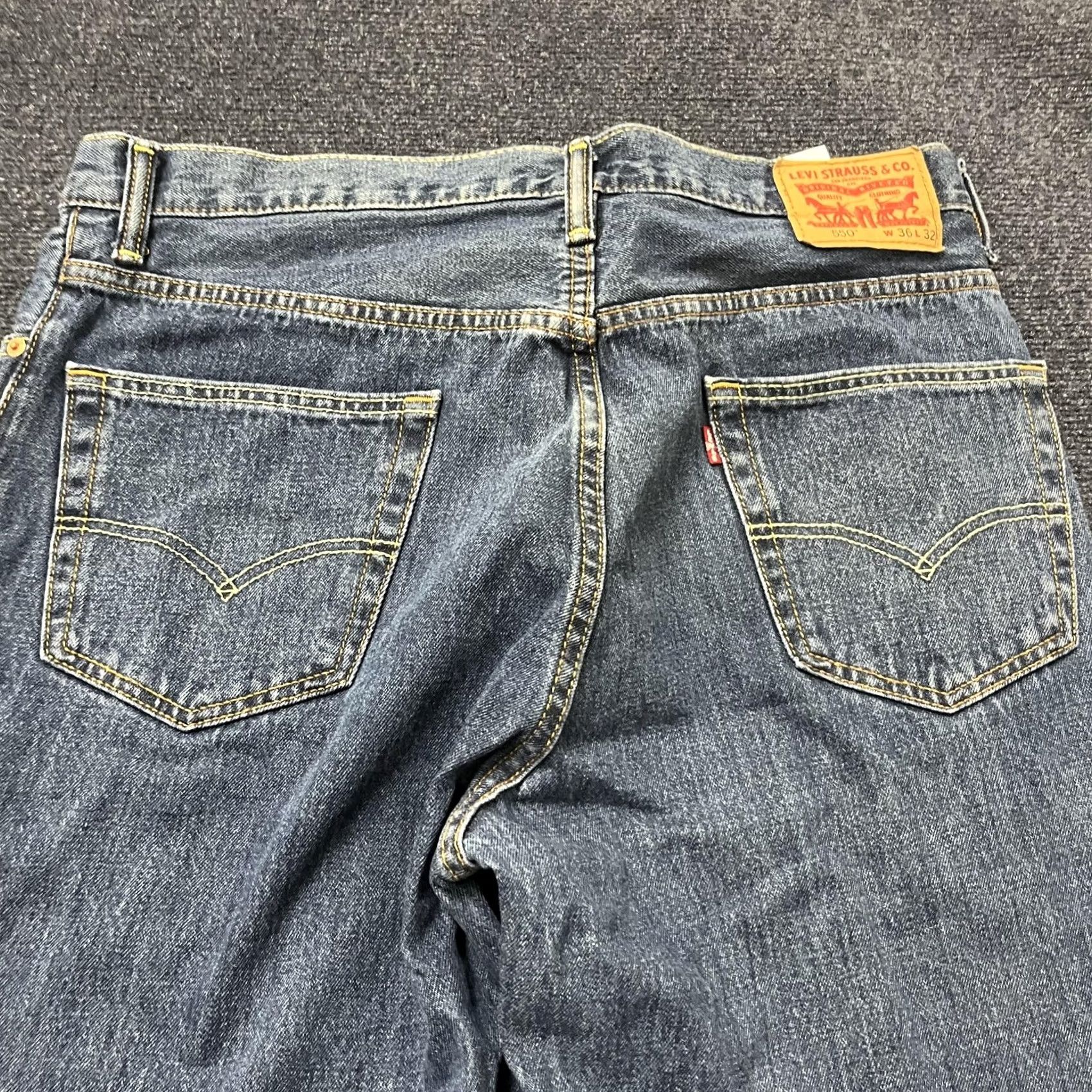 Levi's Levi's 550 Jeans Mens 36x32 Blue Medium Wash Denim Relaxed Fit Tapered Leg Denim Jeans Waist 36 Inseam 32 Size US 36 / EU 52 - 3 Thumbnail