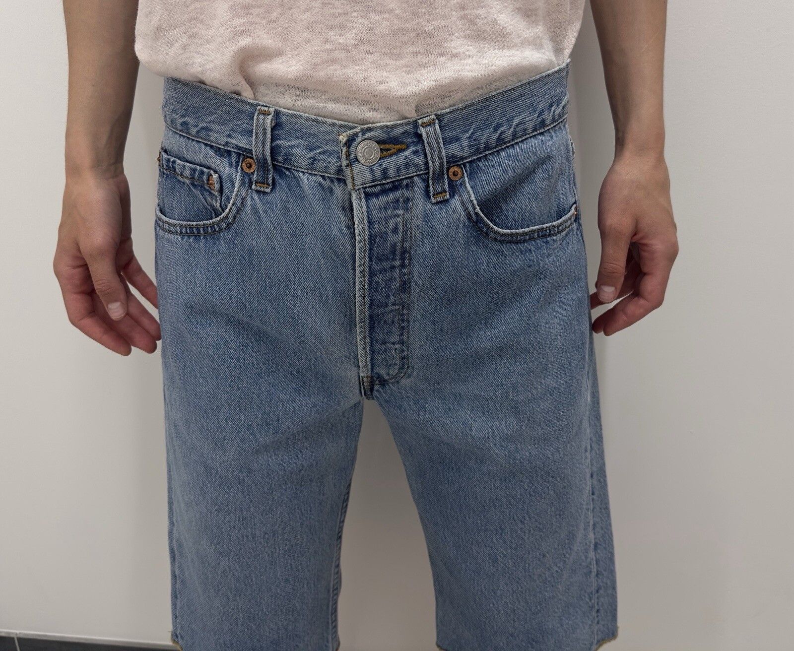 Levi's Levis 501 Womens Denim Bermuda Long Blue Shorts made in USA Size 31" - 4 Thumbnail