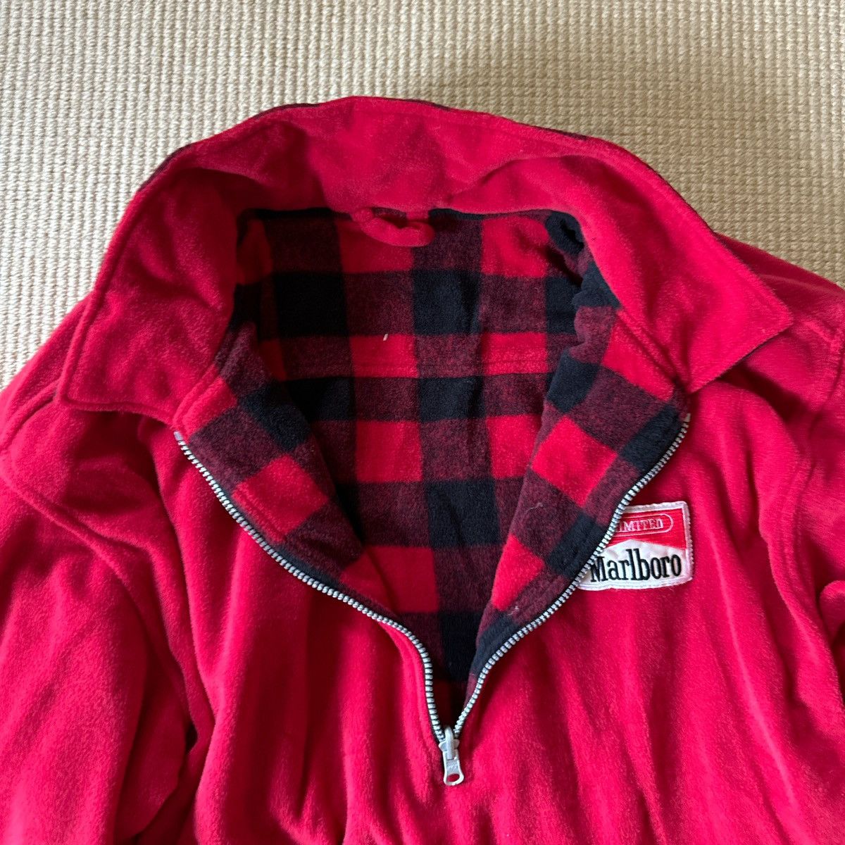 Marlboro × Vintage Vintage Marlboro Reversible fleece sweatshirt Size US XL / EU 56 / 4 - 3 Thumbnail