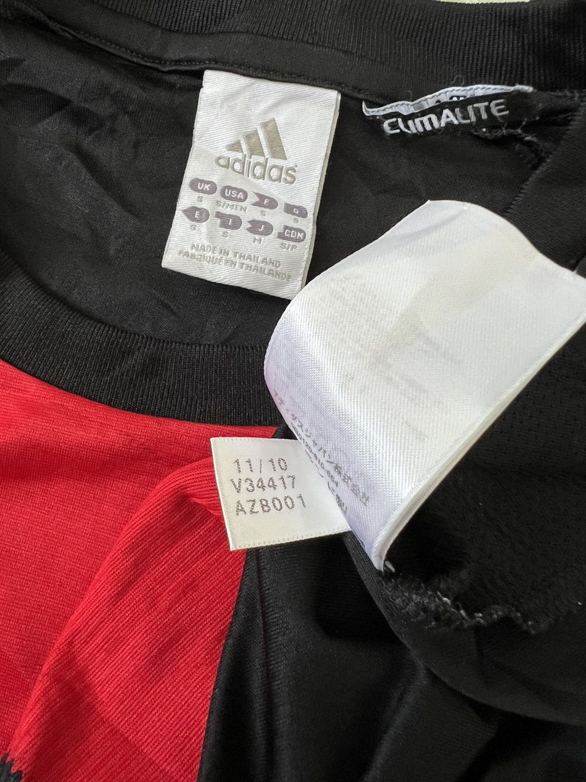 Adidas Vintage 2010/11 Adidas AC Milan FC #Kaka Home Jersey Size US M / EU 48-50 / 2 - 6 Thumbnail