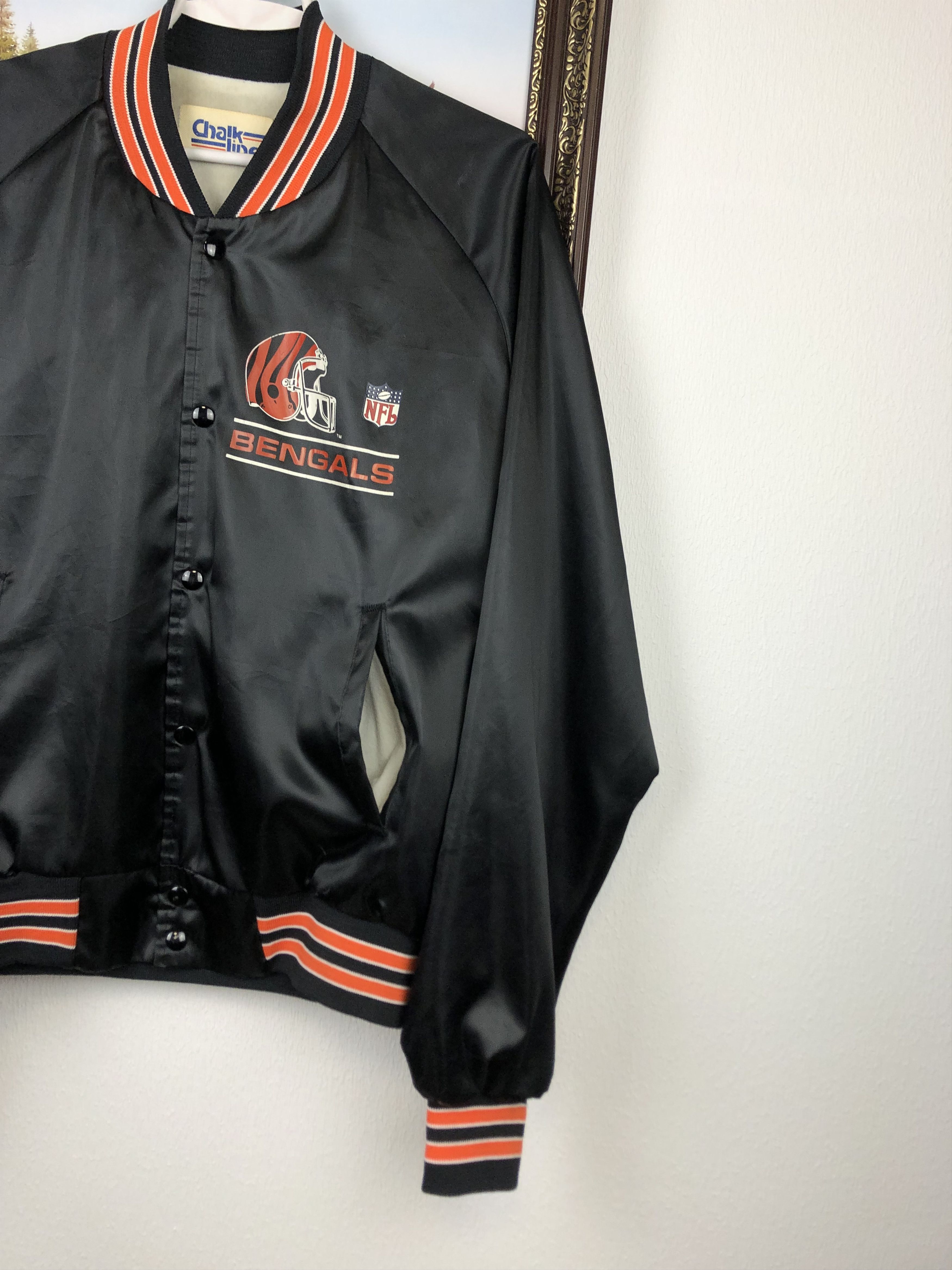 Chalk Line Vintage Cincinnati Bengals Chalk Line Satin Bomber Jacket Size US L / EU 52-54 / 3 - 9 Thumbnail