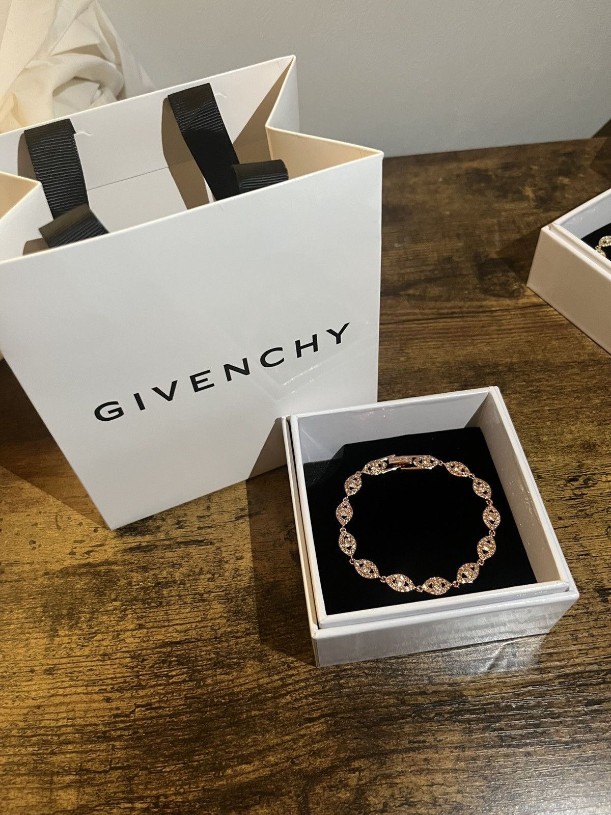 Givenchy Rose Gold Givenchy Bracelet🌹✨ Size ONE SIZE - 2 Thumbnail