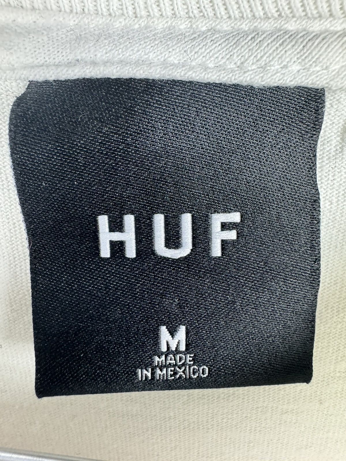 Huf HUF Quake USA World Center Logo L/S Tee Size US M / EU 48-50 / 2 - 9 Thumbnail