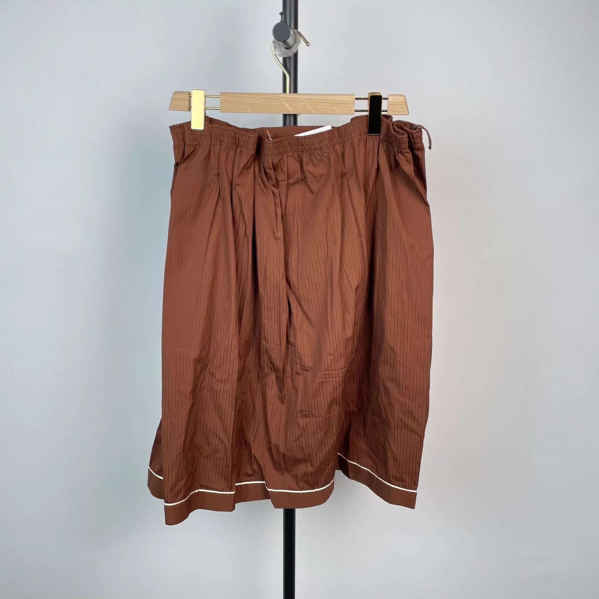 Prada Prada 98 New SS25 Brown Women's Skirt Size 26" / US 2 / IT 38 - 2 Thumbnail
