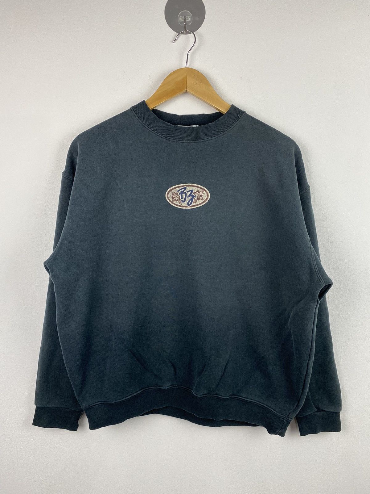Vintage Vintage B3 Surf Brand Sweatshirts Size US M / EU 48-50 / 2 - 1 Thumbnail