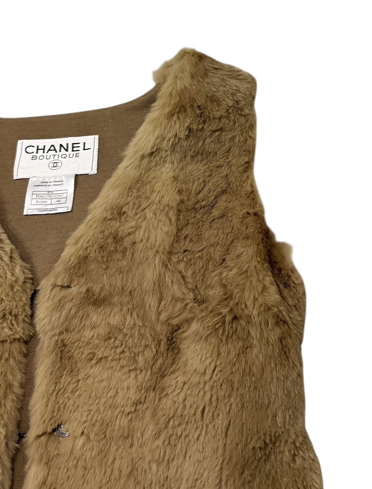 Chanel ‼️RUNWAY‼️Vintage 1997 Chanel Boutique Lapin Rabbit Fur Vest Size M / US 6-8 / IT 42-44 - 2 Thumbnail