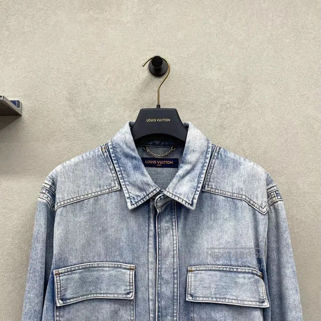 Louis Vuitton LV Light Blue Denim Jacket L. Size US L / EU 52-54 / 3 - 4 Thumbnail