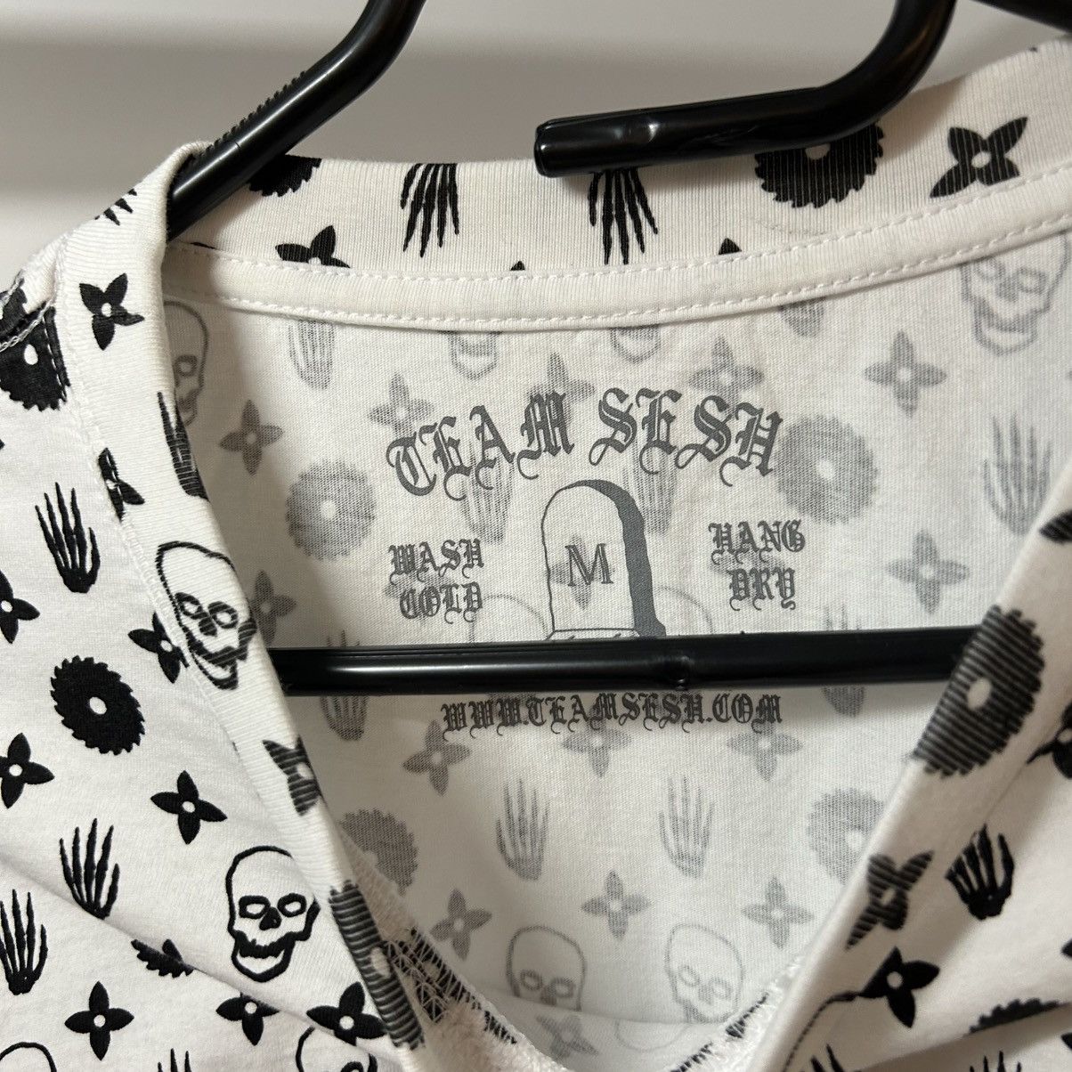 Bones × TeamSESH Bones TeamSesh tshirt Size US M / EU 48-50 / 2 - 2 Thumbnail