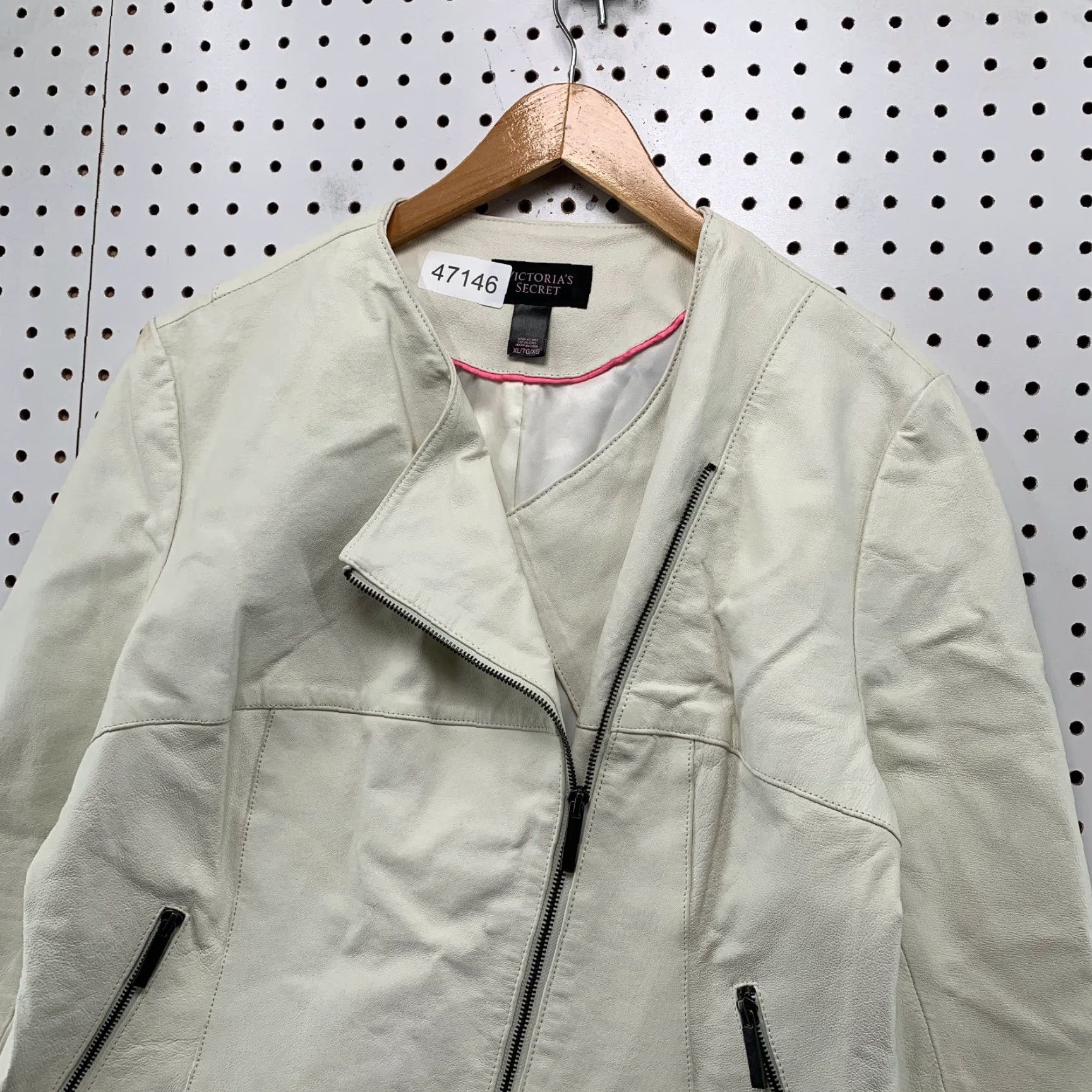 Victoria's Secret Victoria's Secret Leather Motorcycle Jacket Womens XL White Slant Zip Biker Size XL / US 12-14 / IT 48-50 - 6 Thumbnail