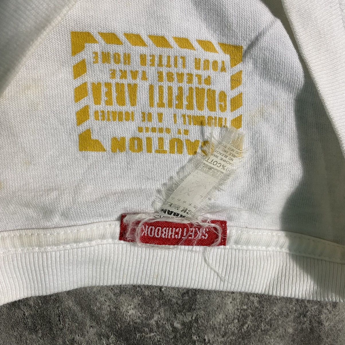 Other Rare Vintage Sketchbook Skateboard Tshirt Streetwear Size US L / EU 52-54 / 3 - 7 Thumbnail