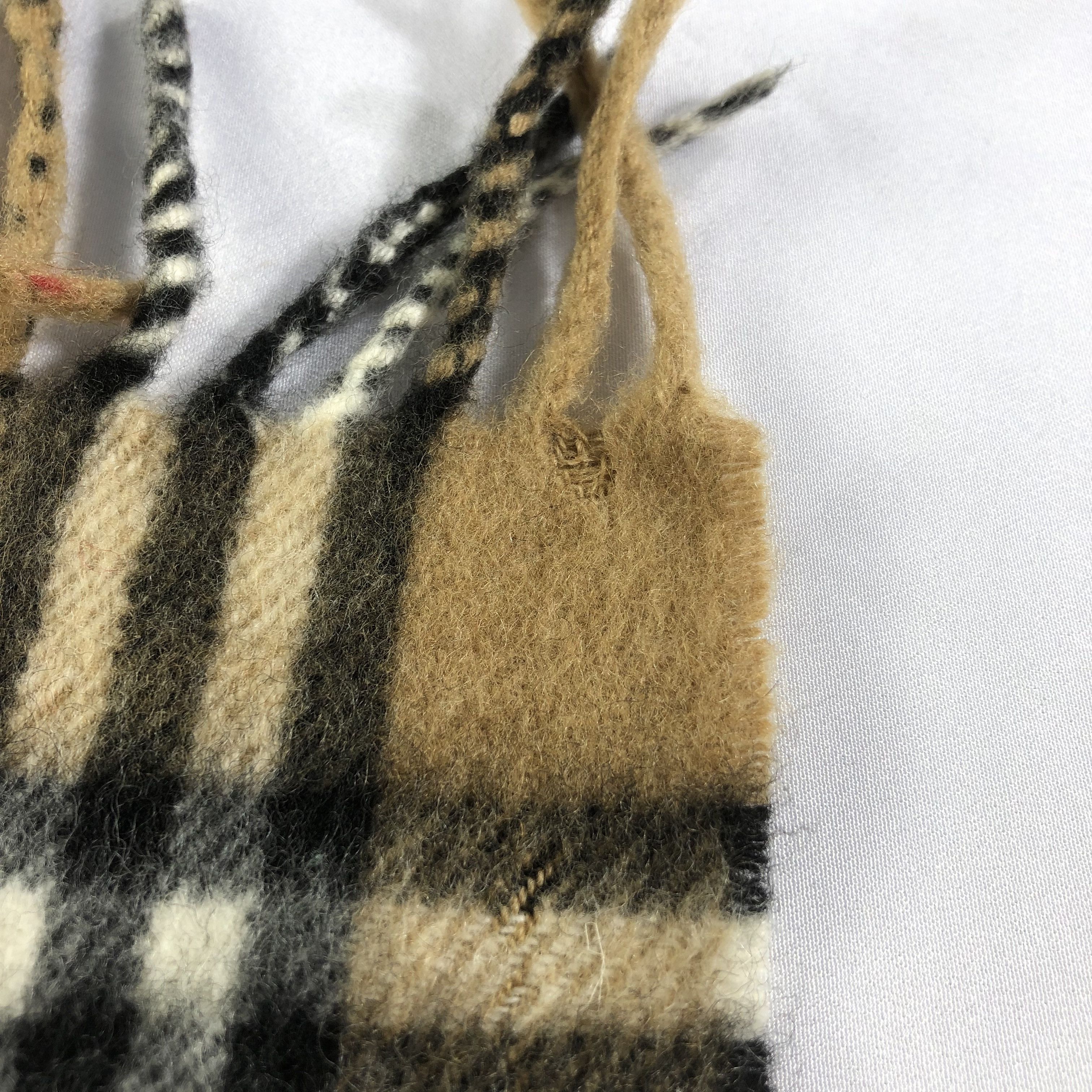 Burberry Burberrys Tan Nova Check Cashmere Scarf Muffler V1530 Size ONE SIZE - 11 Thumbnail