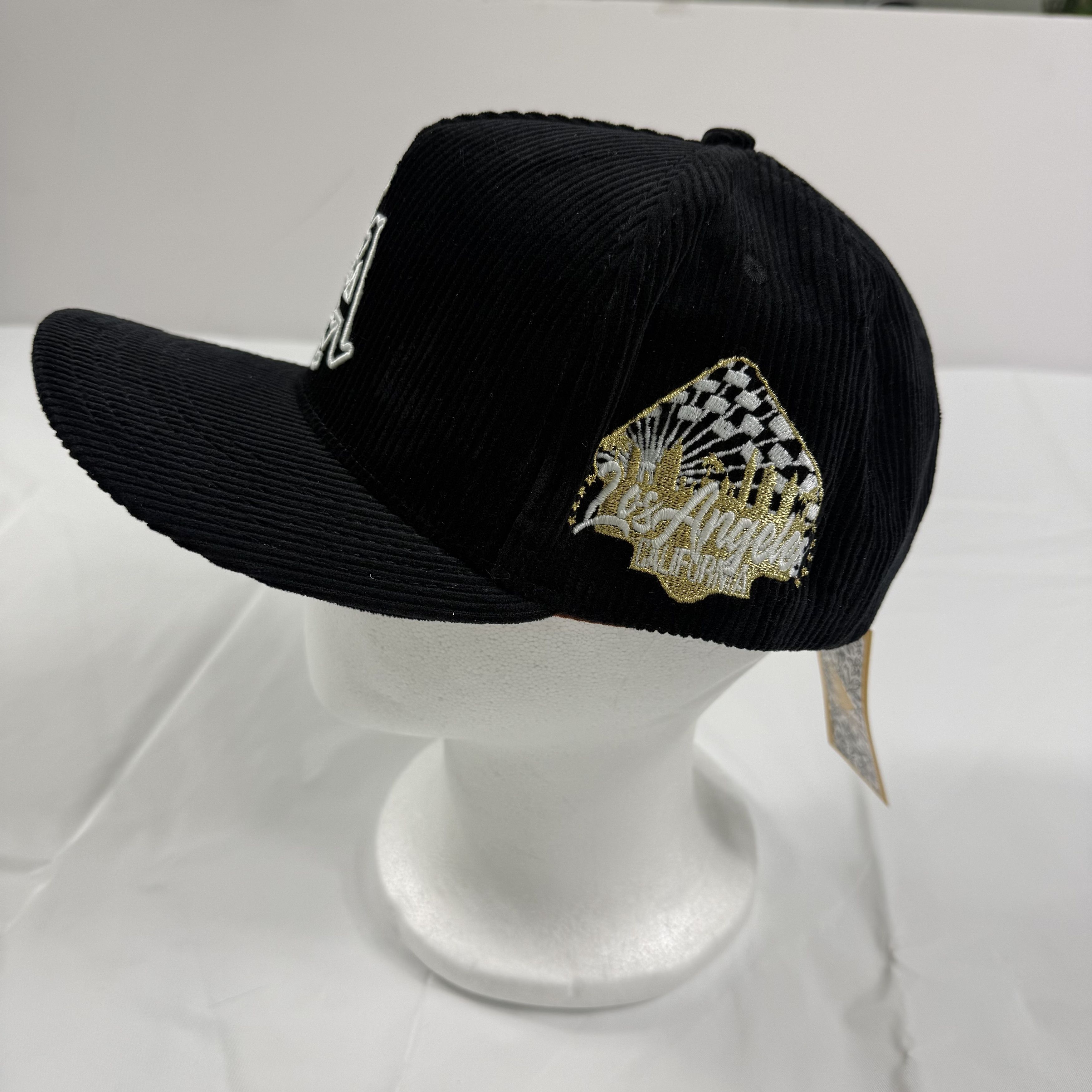 Other OG LA: Dreams Don't Sleep Snapback by the brand dvniel.luu Size ONE SIZE - 3 Thumbnail