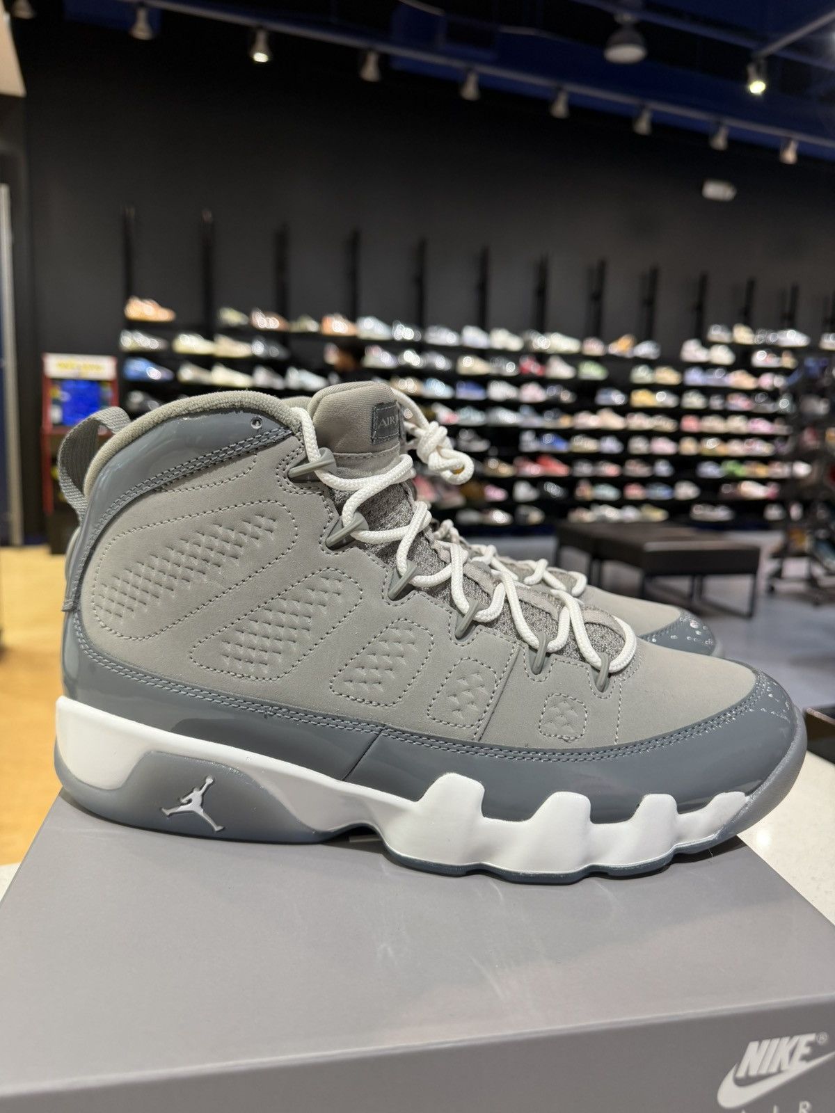 Jordan Brand Size 10 - Jordan 9 Retro Cool Grey (2025) Size US 10 / EU 43 - 3 Thumbnail