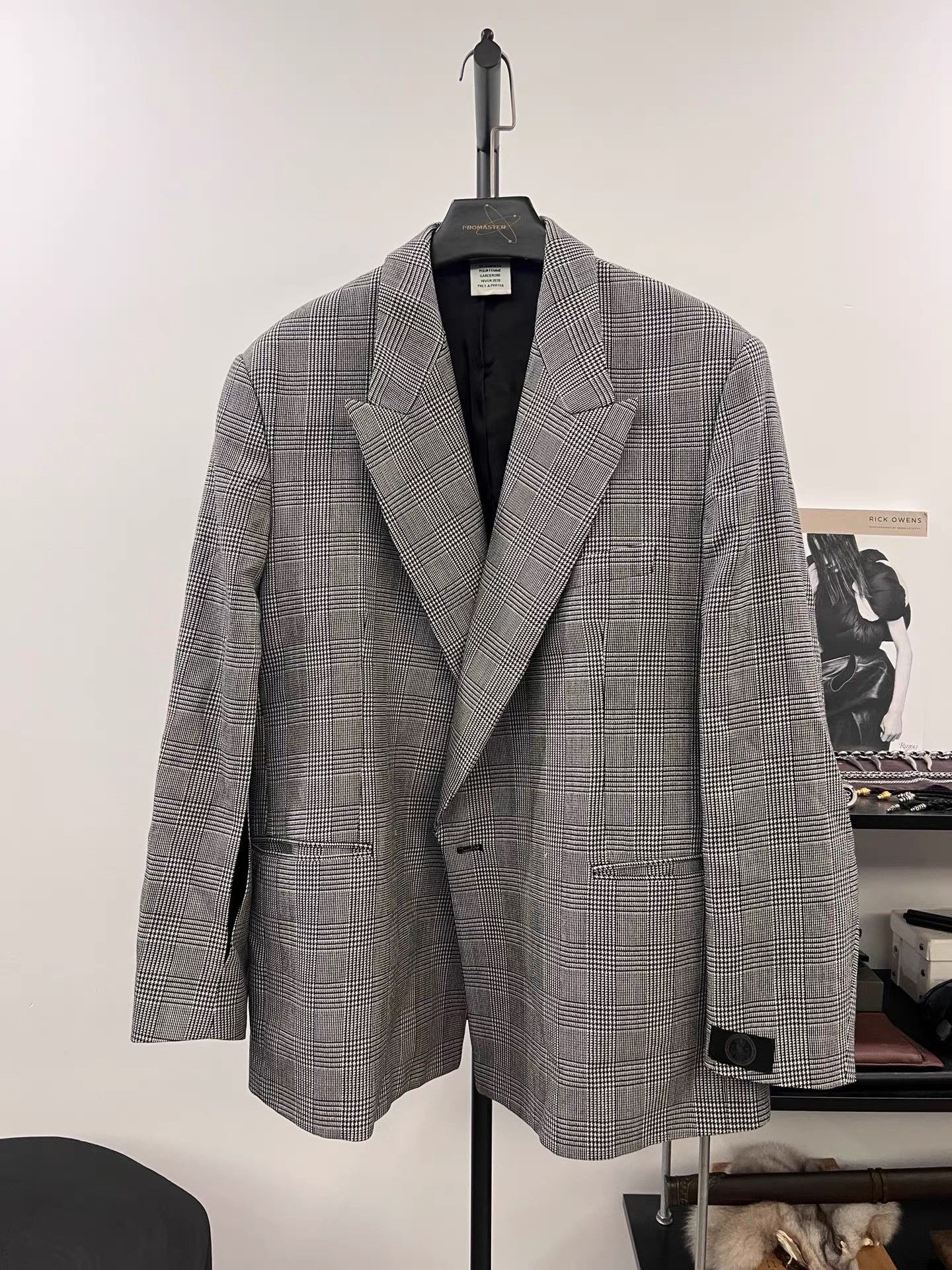Vetements Vetements Runway Houndstooth Oversized Blazer K35 Size US M / EU 48-50 / 2 - 1 Thumbnail