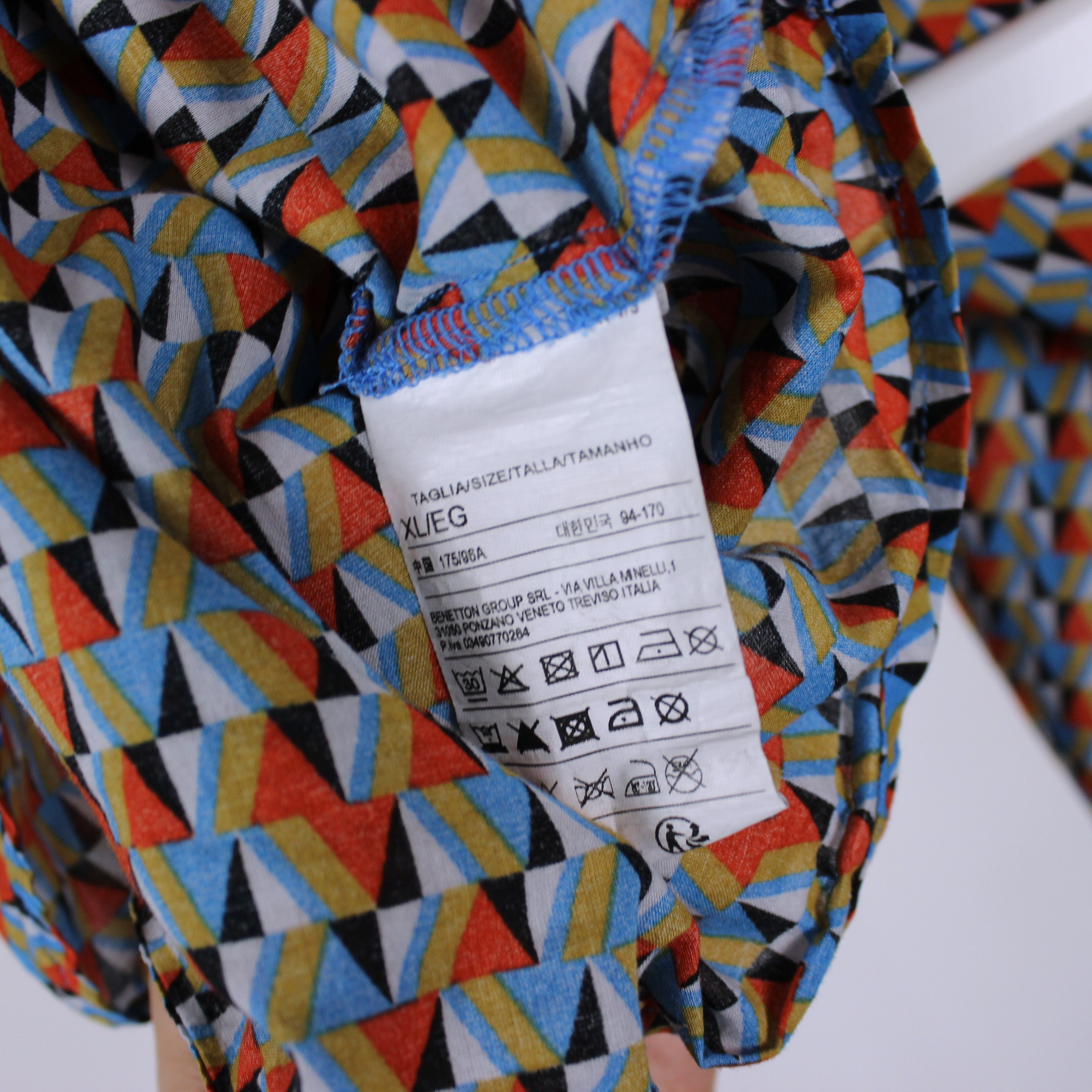United Colors Of Benetton United Colors Of Benetton buttons ups shirt men L XL Size US XL / EU 56 / 4 - 3 Thumbnail