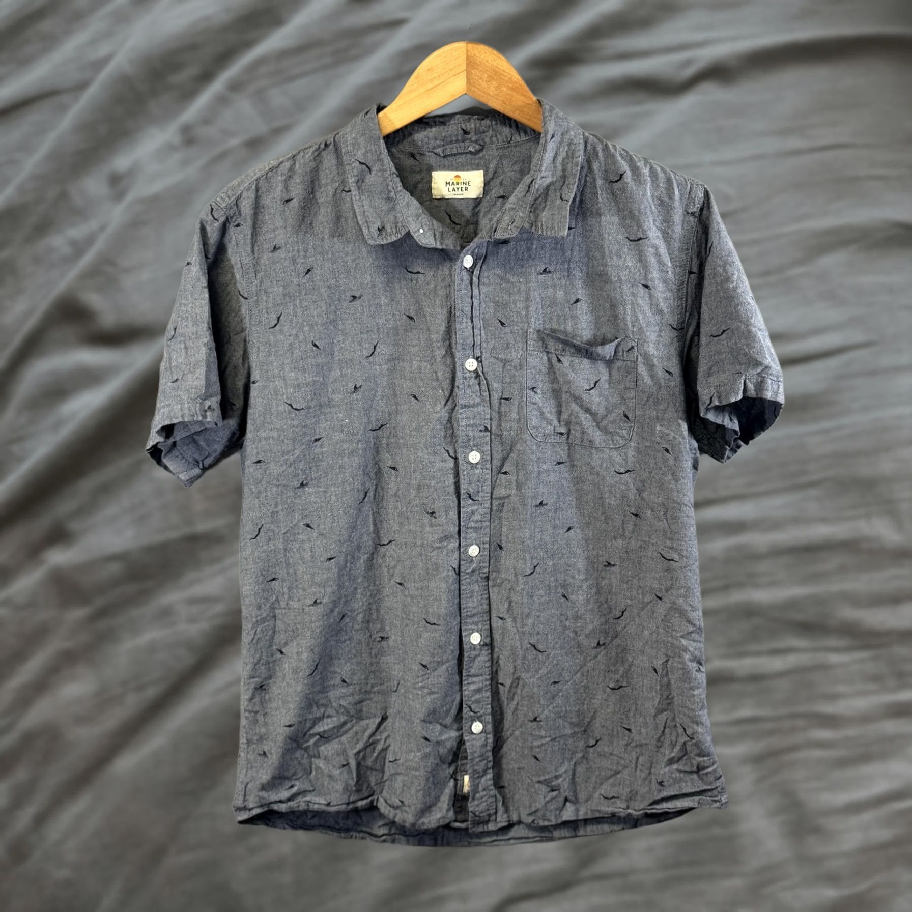 Marine Layer Marine Layer Shirt Mens M Blue Short Sleeve Button-Up Pocket Casual Birds Size US M / EU 48-50 / 2 - 1 Thumbnail