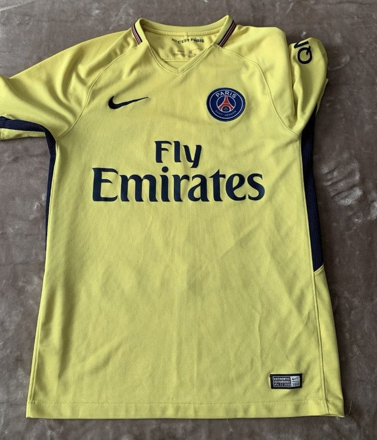 Nike Rabiot jersey psg Size US S / EU 44-46 / 1 - 2 Thumbnail