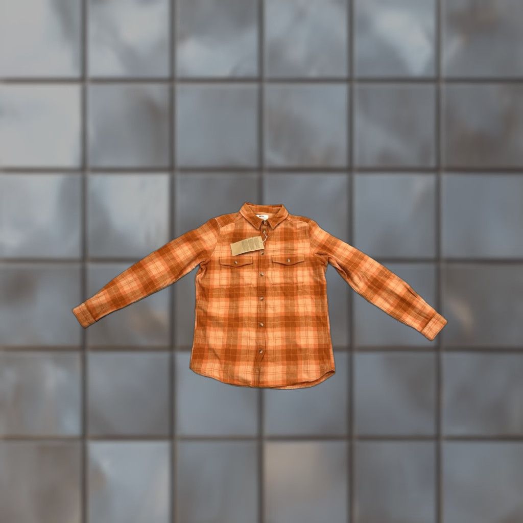 Vintage NWT Fjallraven Women's Ovik Heavy Flannel Shirt Long Sleeve Orange Plaid Size S Size S / US 4 / IT 40 - 1 Thumbnail