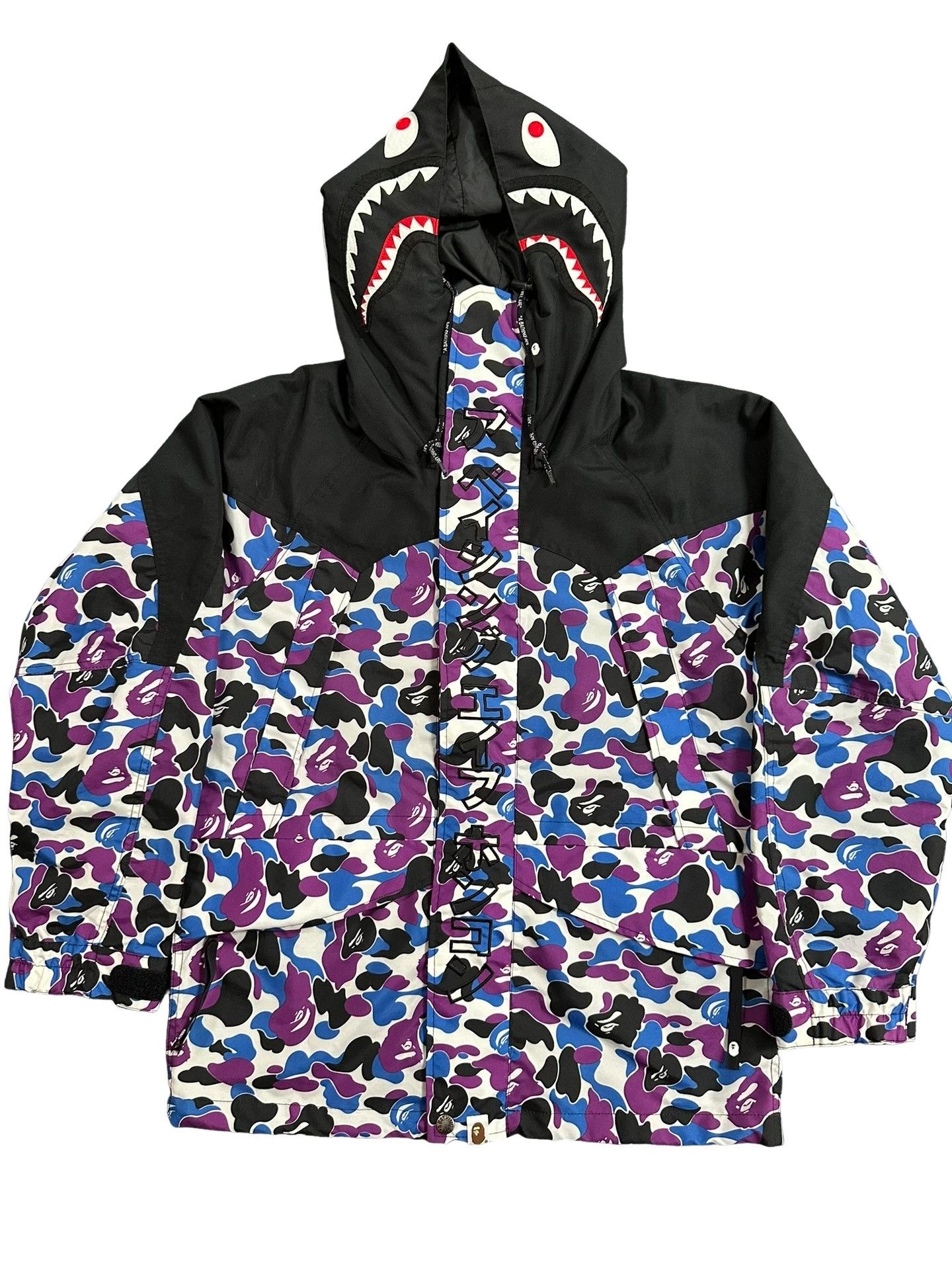 Bape BAPE 13th Anniversary Shark Camo Light Jacket Size S Size US S / EU 44-46 / 1 - 1 Thumbnail