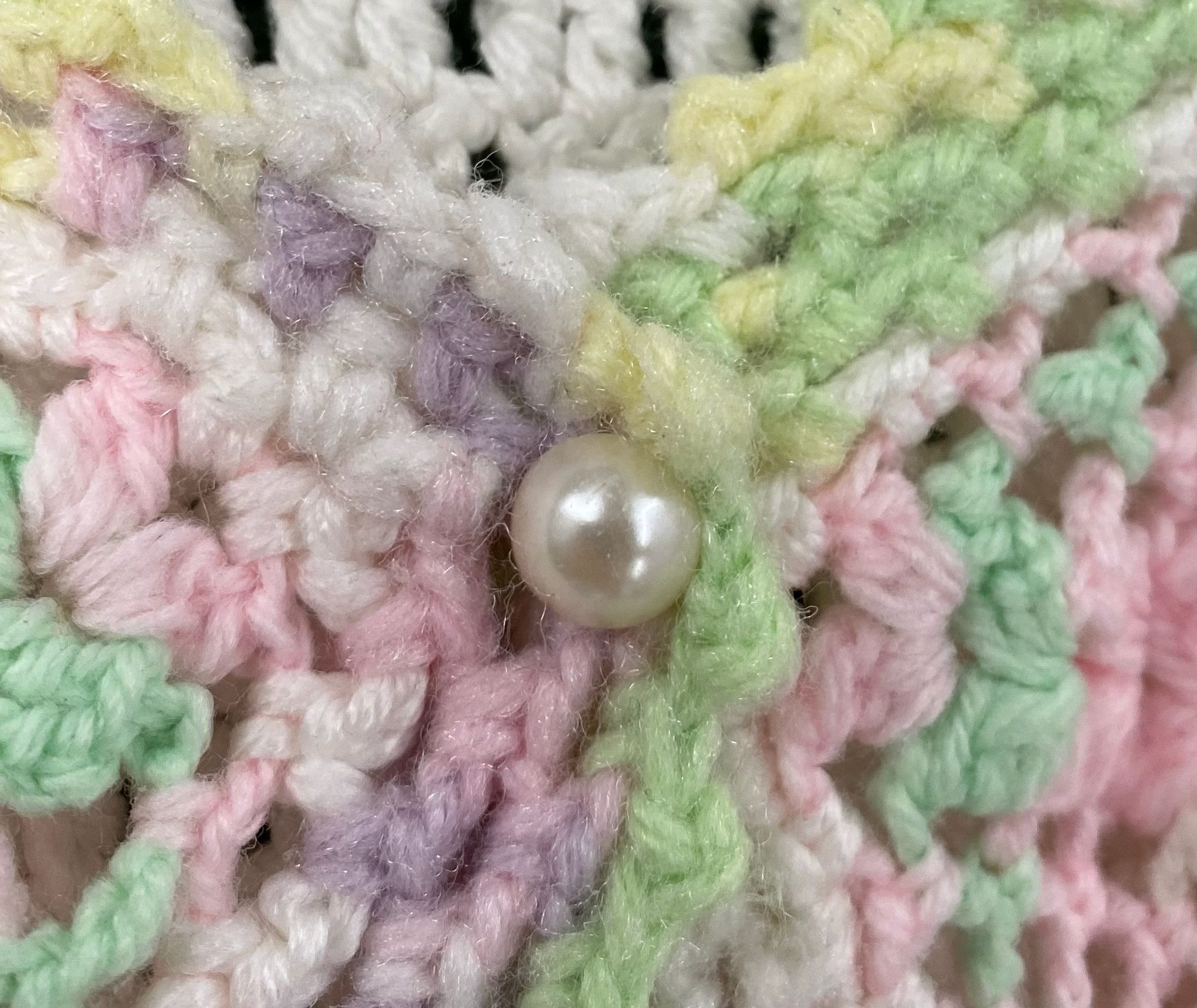 Handmade 80’s Crochet Floral Pastel Granny Square Vest Medium Size M / US 6-8 / IT 42-44 - 4 Thumbnail