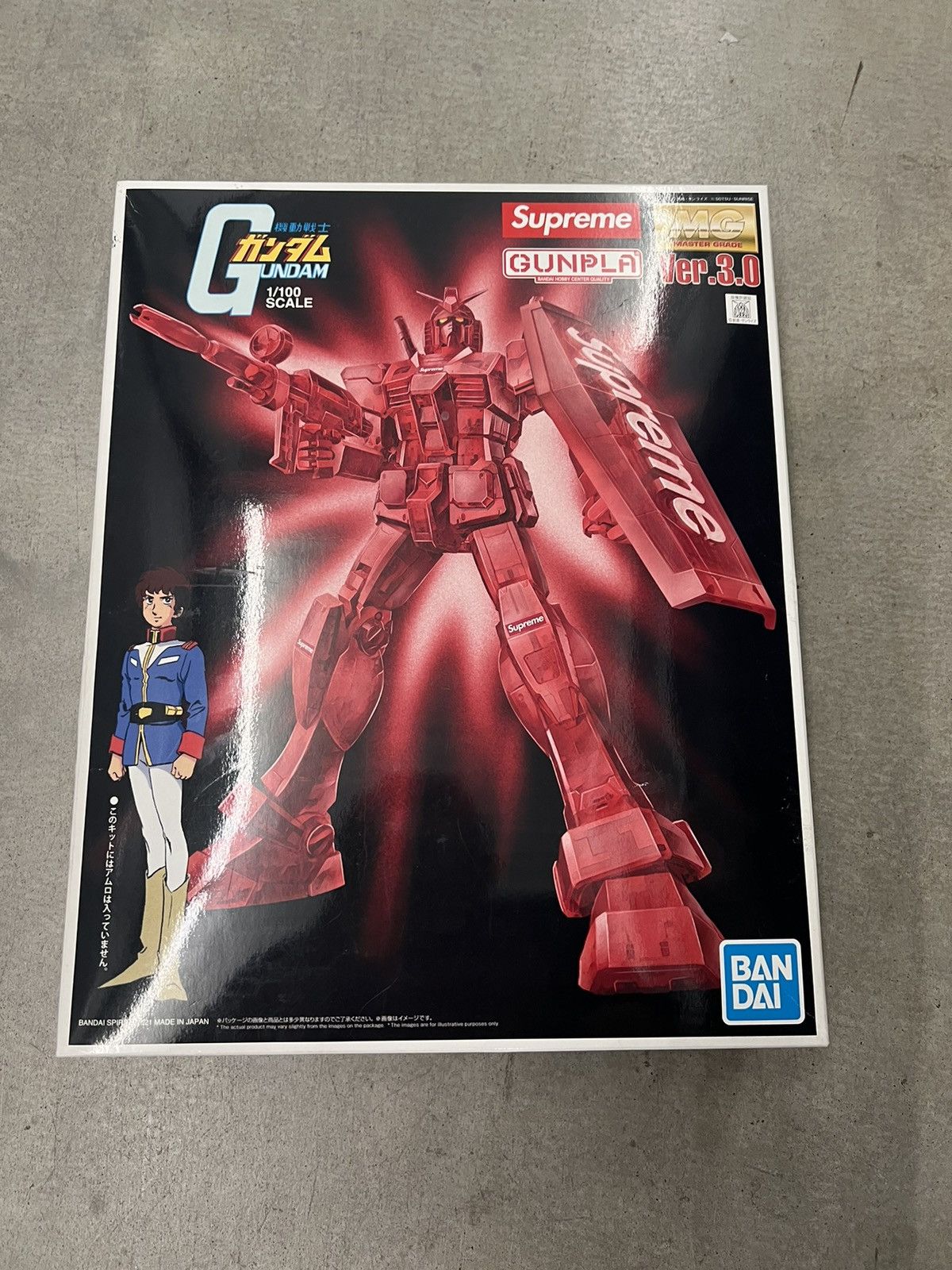 Supreme Supreme GUNDAM MG 1/100 RX-78-2 Version 3.0 Action Figure | Grailed