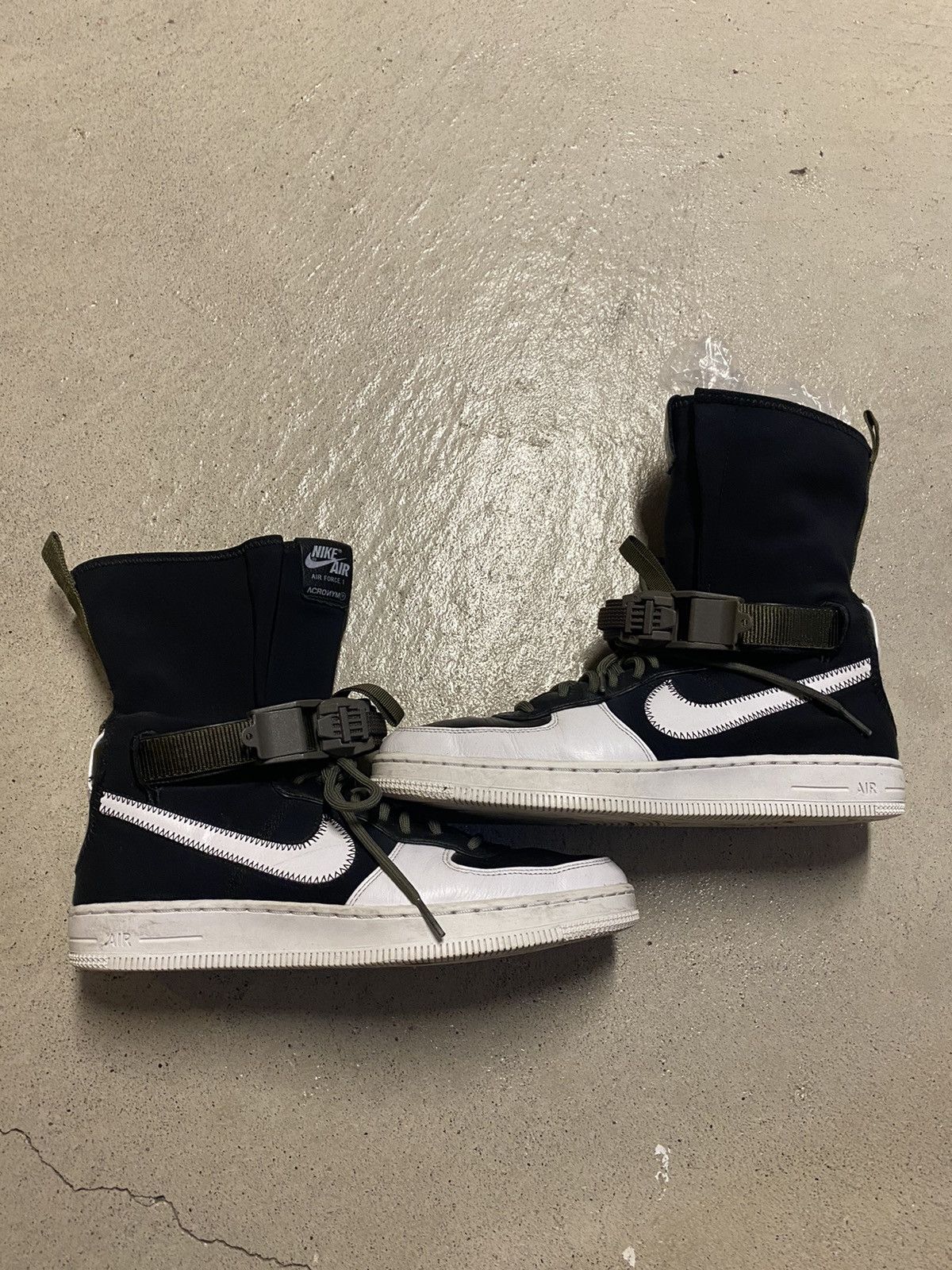 image of Acronym Nike Downtown Shoes in White, Men's (Size 8)