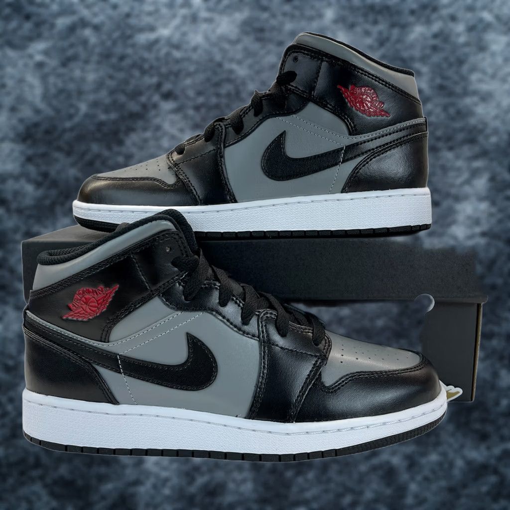 Jordan Brand Jordan Air Jordan 1 Mid Shadow Red (GS) 2021  display picture 2