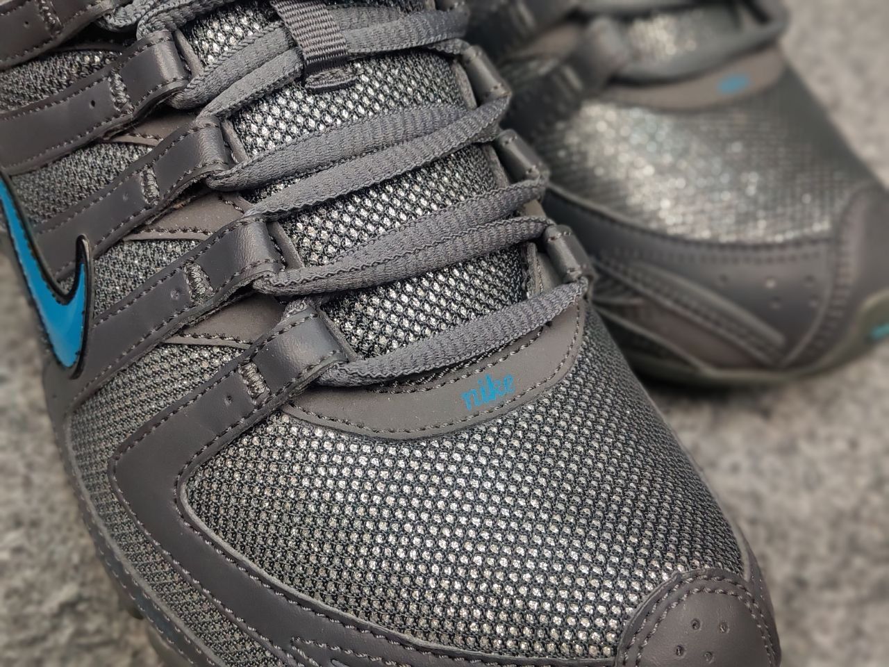 Nike Vintage Nike Shox NZ Cool Grey Cyber Y2K Style Sneakers Size US 7 / IT 37 - 22 Thumbnail