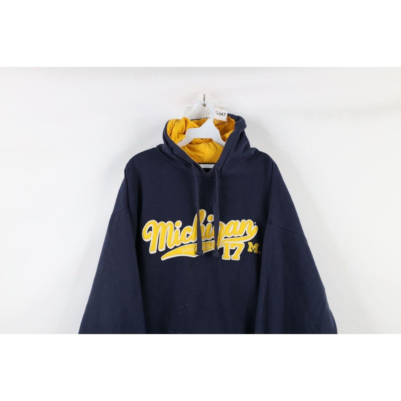 Vintage Vintage Distressed University of Michigan Script Hoodie Size US XL / EU 56 / 4 - 2 Thumbnail