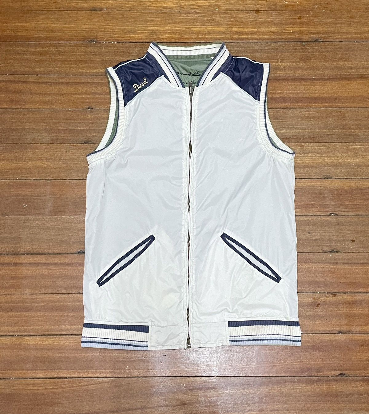Diesel Very Rare Vintage Brand Diesel Sukajan Reversible Vest 1990s Size US S / EU 44-46 / 1 - 3 Thumbnail