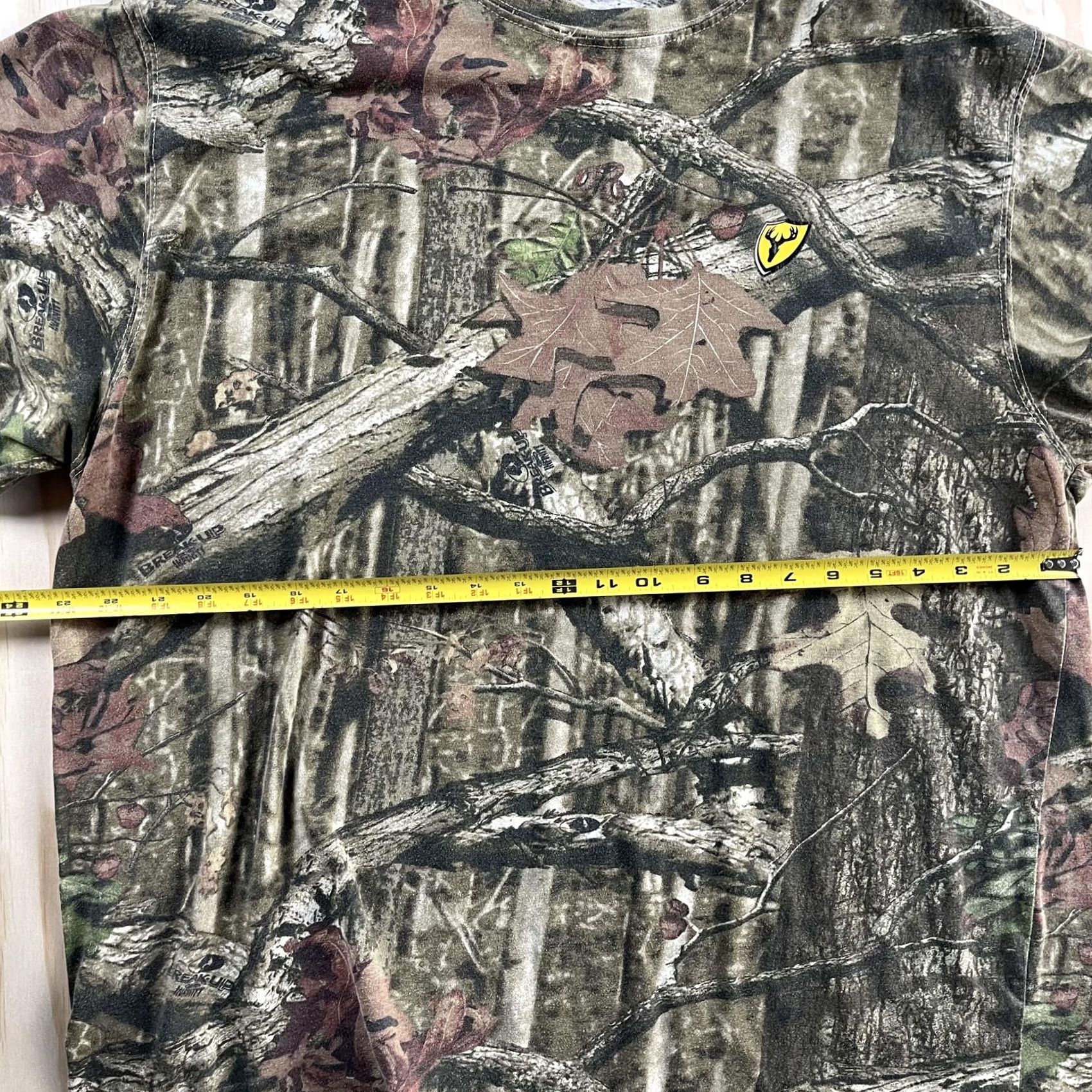 Vintage Y2K Camo Deer Hunting Shirt Mens XL Green Woodland Tagless Outdoor Tee T-Shirt Size US XL / EU 56 / 4 - 4 Thumbnail