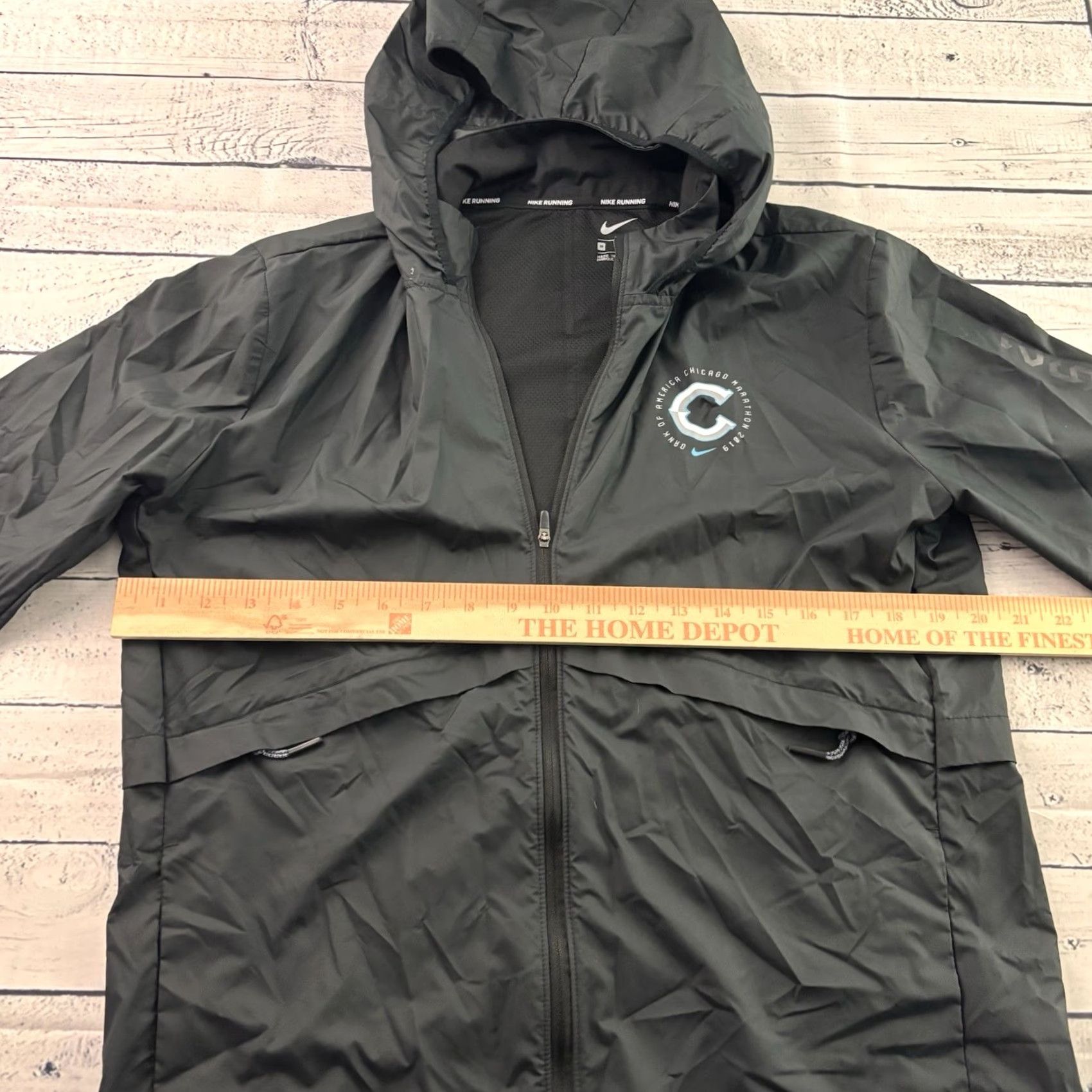 Nike Nike Running Chicago Marathon 2019 Full Zip Hooded Windbreaker Women's M Black Windbreaker Nike Shirt Jacket Womens M Size M / US 6-8 / IT 42-44 - 6 Thumbnail