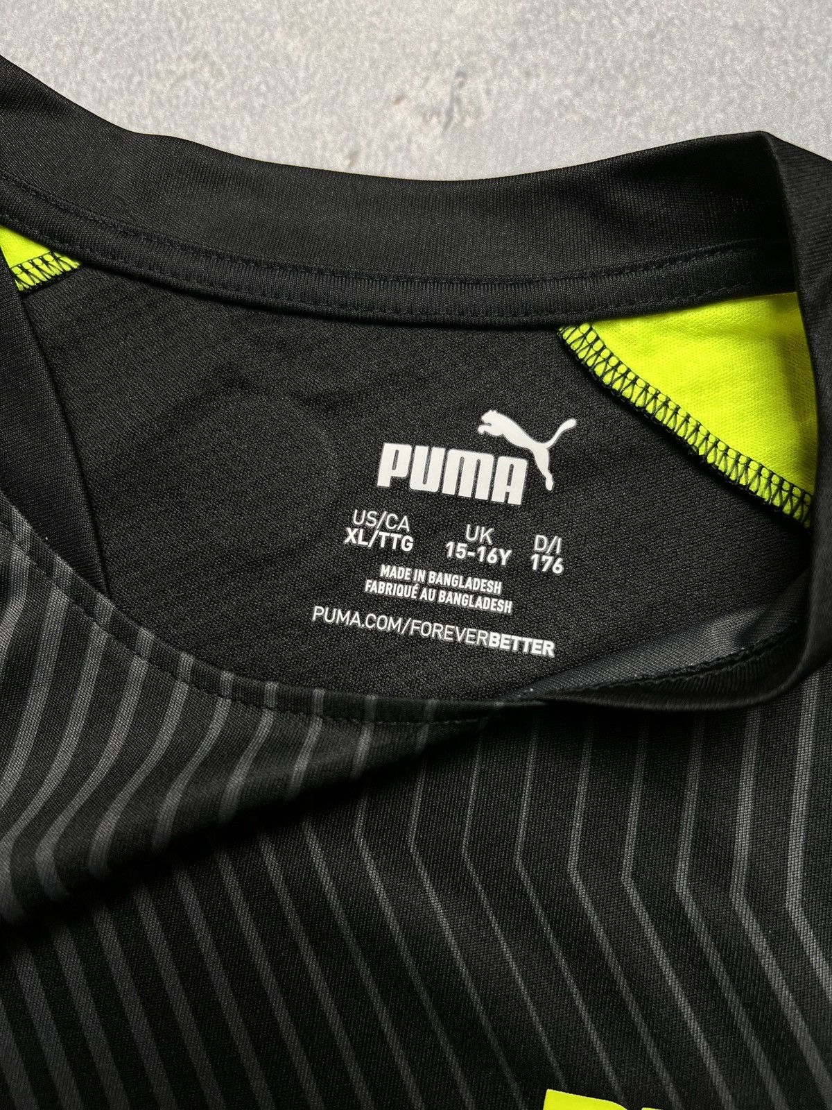 Puma Vintage Puma Borussia Dortmund Football Jersey Tee Black Size US S / EU 44-46 / 1 - 10 Thumbnail