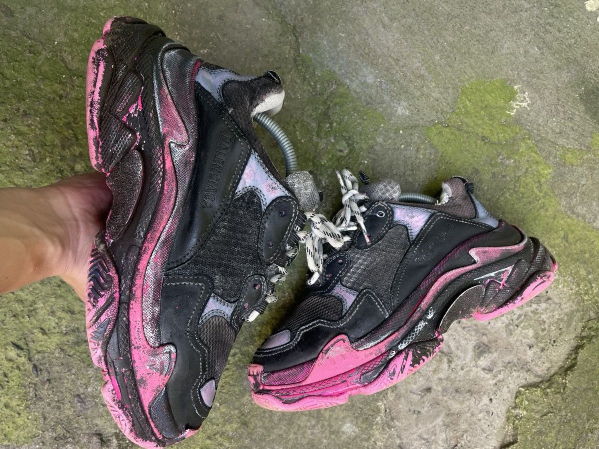 Balenciaga Balenciaga Triple S Custom Sneakers Black/Pink Size US 7 / EU 40 - 3 Thumbnail