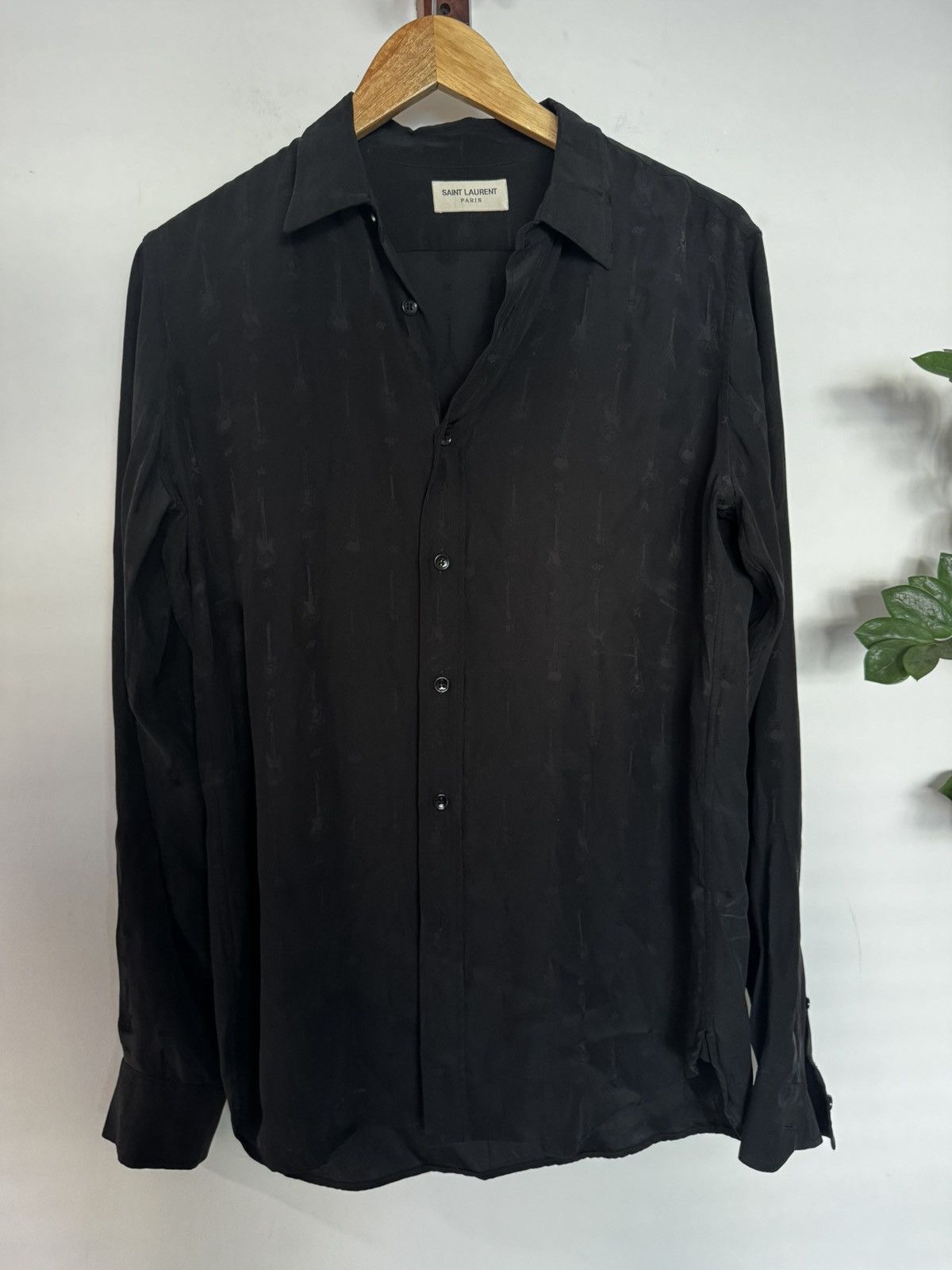 Saint Laurent Paris Hedi silk guitar shirt Size US M / EU 48-50 / 2 - 1 Thumbnail