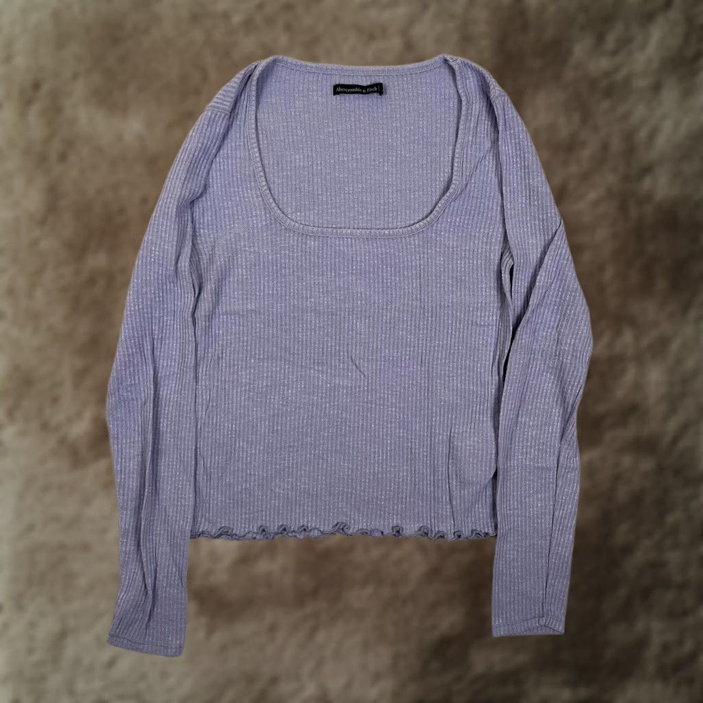 Abercrombie & Fitch Abercrombie & Fitch T-Shirt Womens Large Purple Long Sleeve Square Neck Ribbed Size L / US 10 / IT 46 - 1 Thumbnail