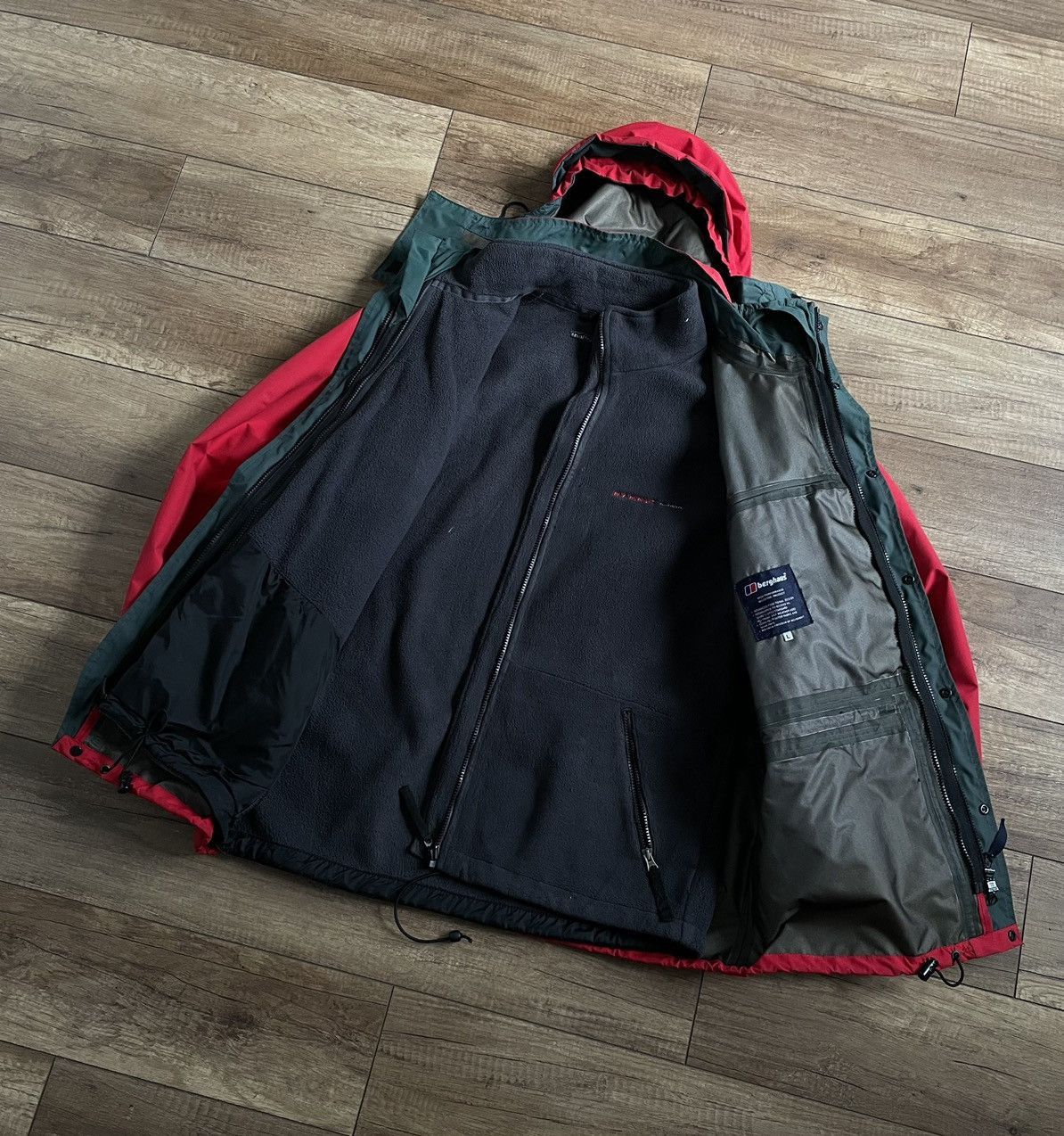 Berghaus Vintage Berghaus Hooded GoreTex 3in1 Expedition Ski Jacket Size US L / EU 52-54 / 3 - 11 Thumbnail